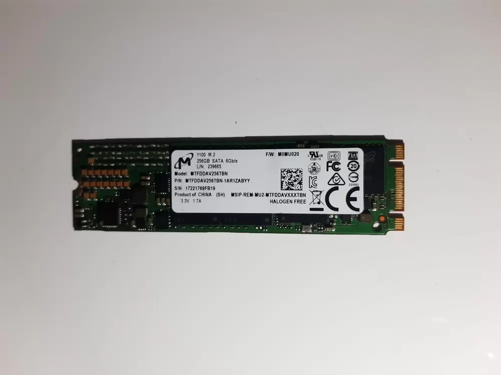 Micron MTFDDAV256TBN (2 / 3)