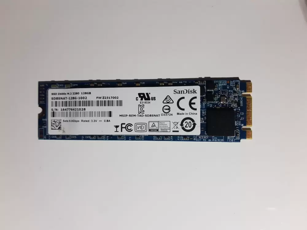 SanDisk SD8SNAT-128G-1002 (2 / 3)