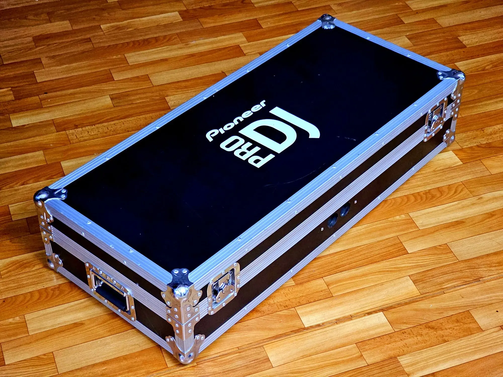 Транспортировочный кейс для диджейского оборудования PIONEER PRO DJ (1 / 8)