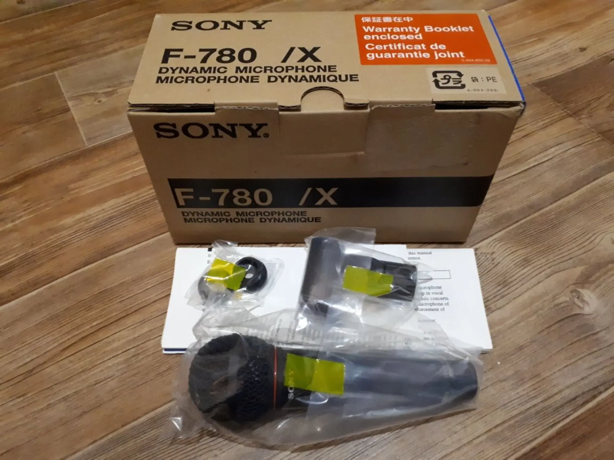 Новый Японский вокальный микрофон SONY F-780 (1 / 1)