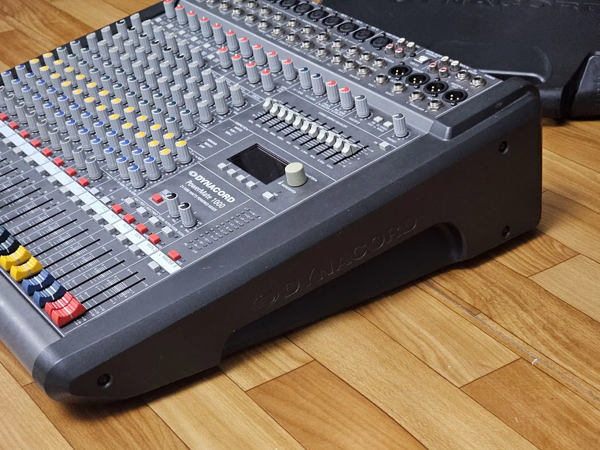 Активный микшерный пульт DYNACORD POWERMATE 1000-3 (2 / 8)