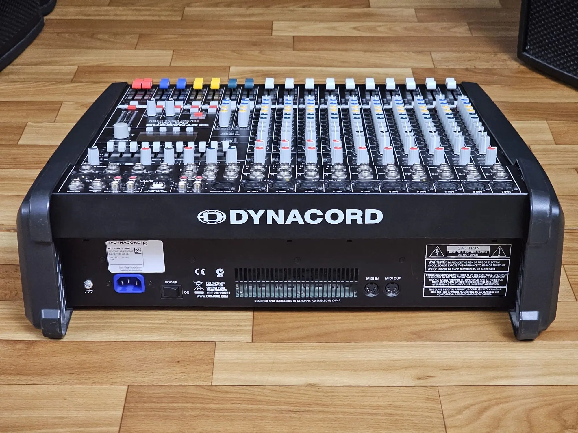 Пассивный микшерный пульт DYNACORD CMS 1000 (2 / 2)