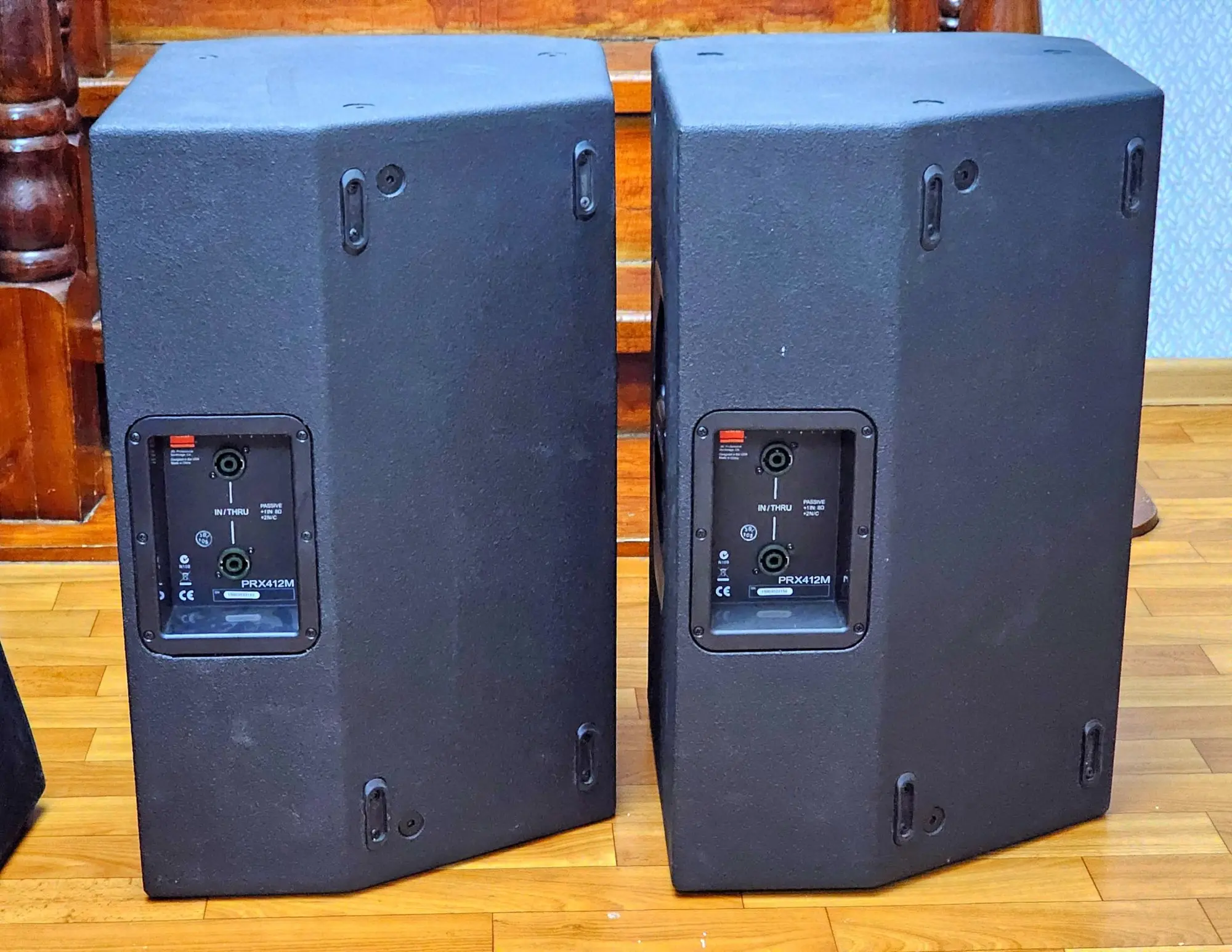 Музыкальная аппаратура JBL & Master-audio & RCF & Takstar (2 / 6)