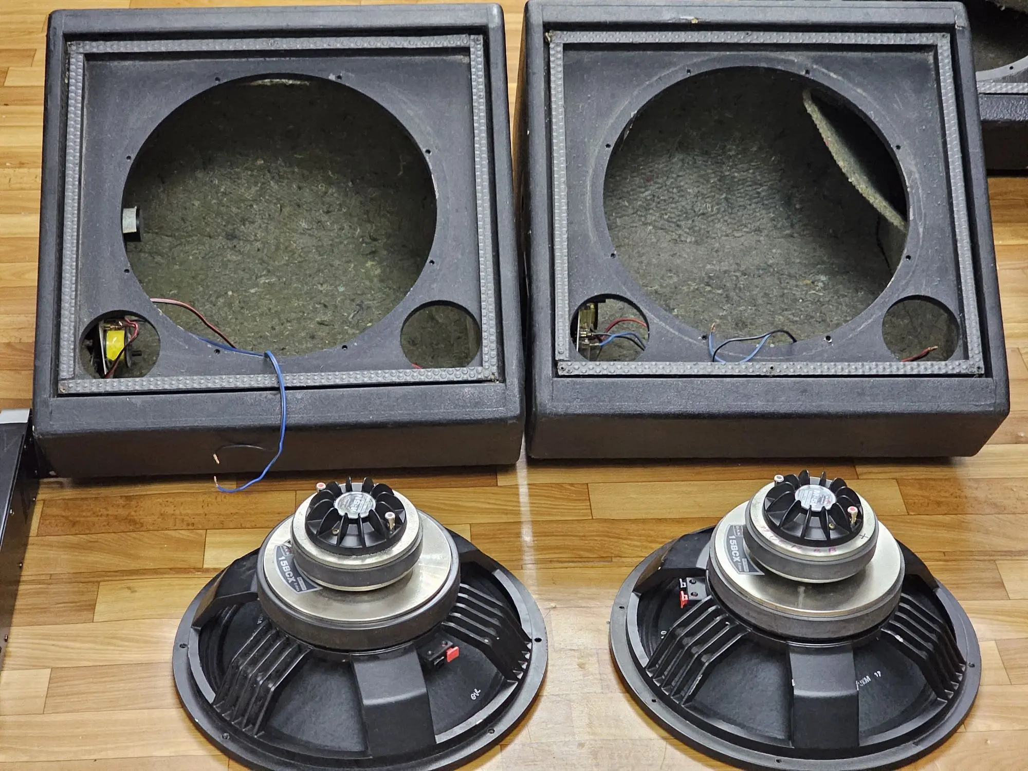 Испанские пассивные мониторы DAS AUDIO ST32 (4 / 8)
