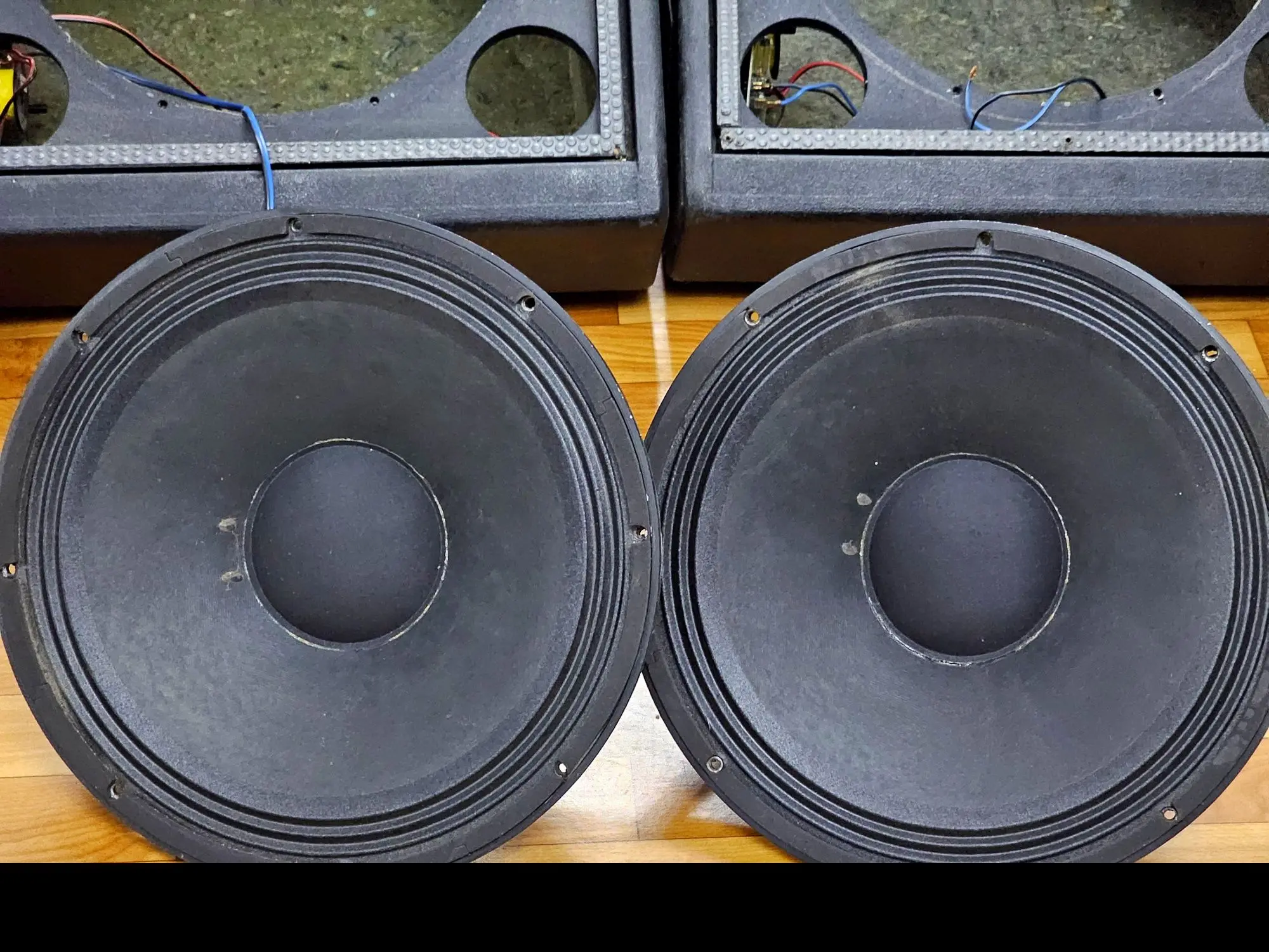 Испанские пассивные мониторы DAS AUDIO ST32 (5 / 8)