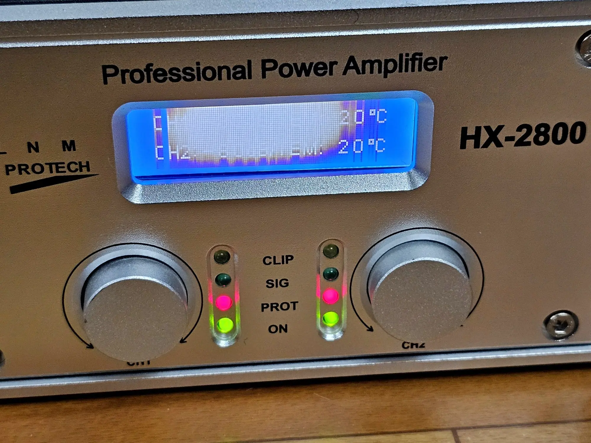 Усилитель мощности LNM PROTECH HX-2800 (4 / 4)