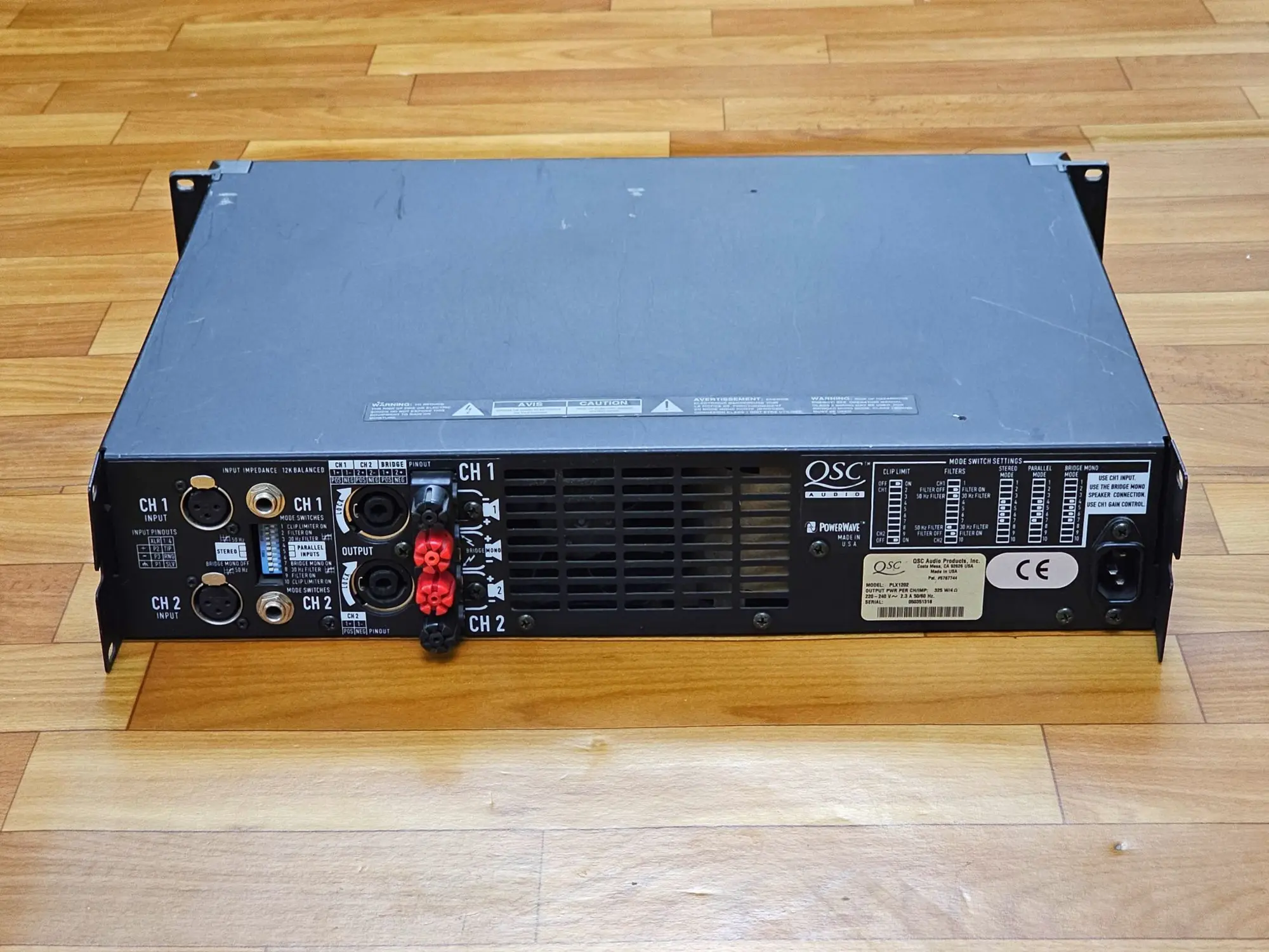 Усилитель мощности QSC PLX 1202 (2 / 2)