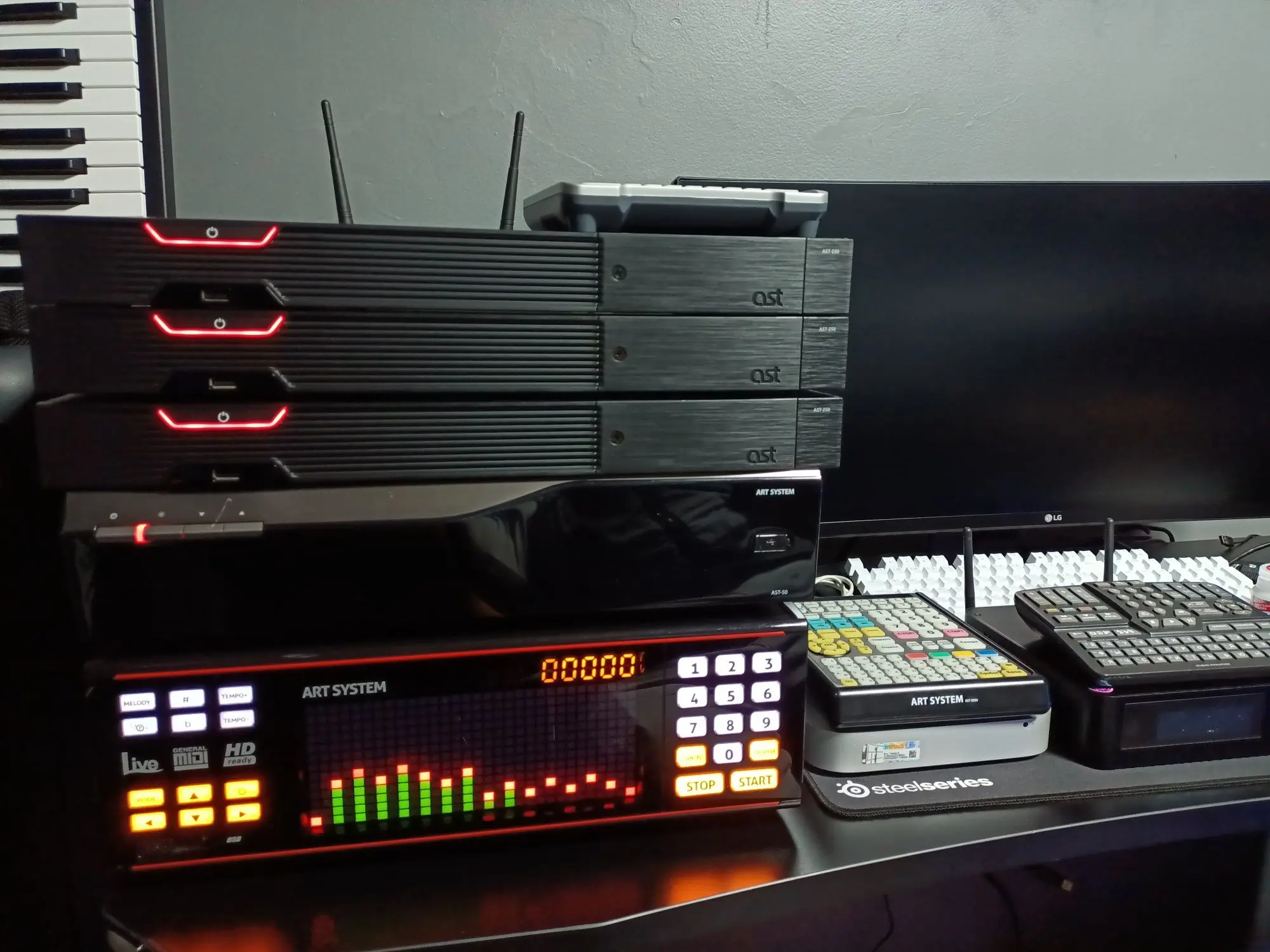 Караоке системы AST ART SYSTEMS на любой вкус Б/У Новые, Обнавление! (1 / 7)