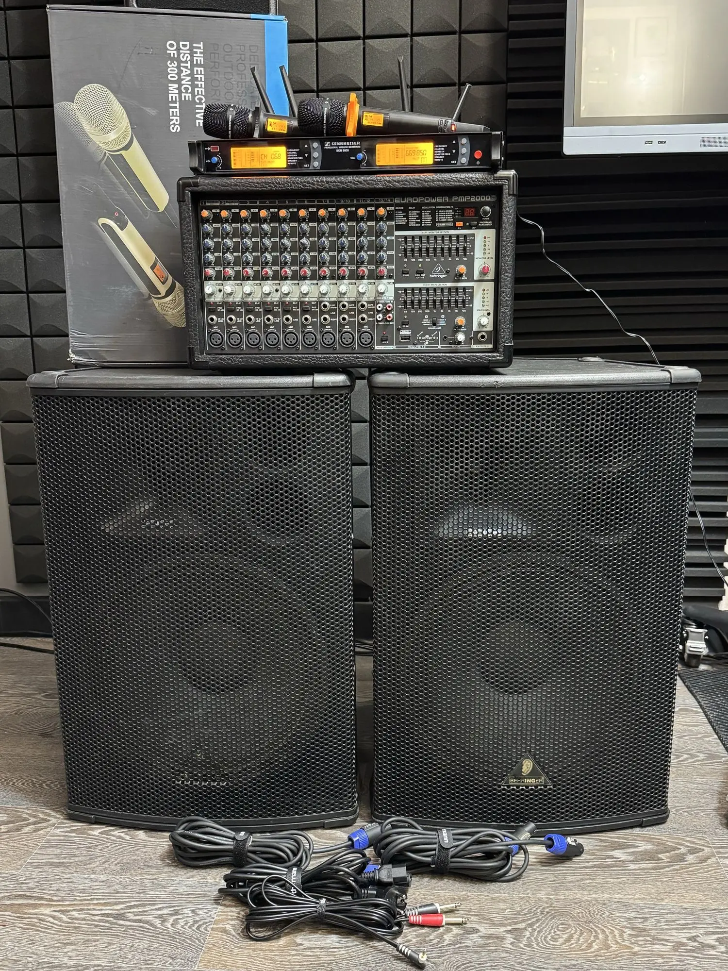 Музыкальная аппаратура, Колонки, Микшерный Пульт, Behringer,Sennheiser (1 / 6)