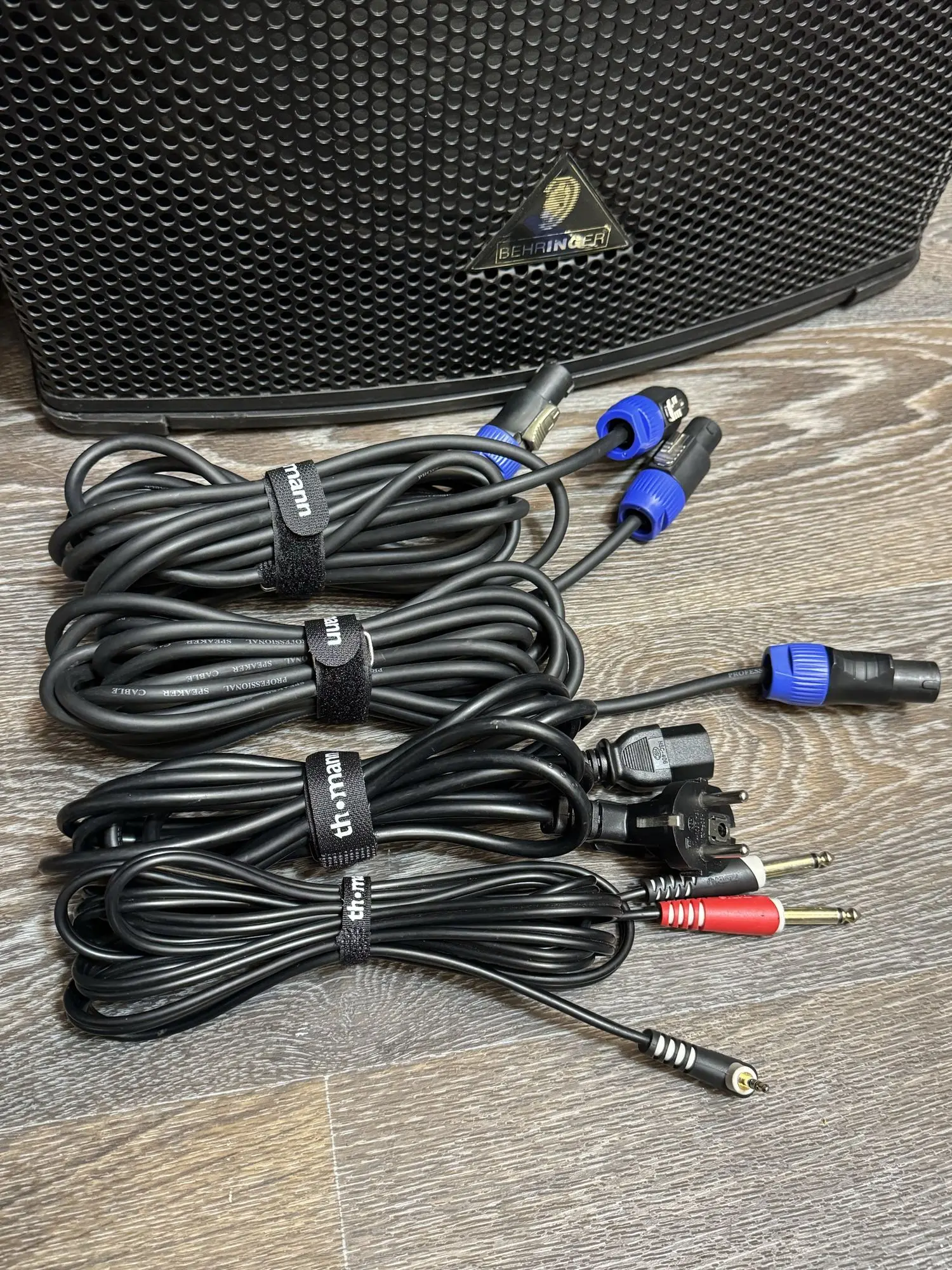 Музыкальная аппаратура, Колонки, Микшерный Пульт, Behringer,Sennheiser (3 / 6)