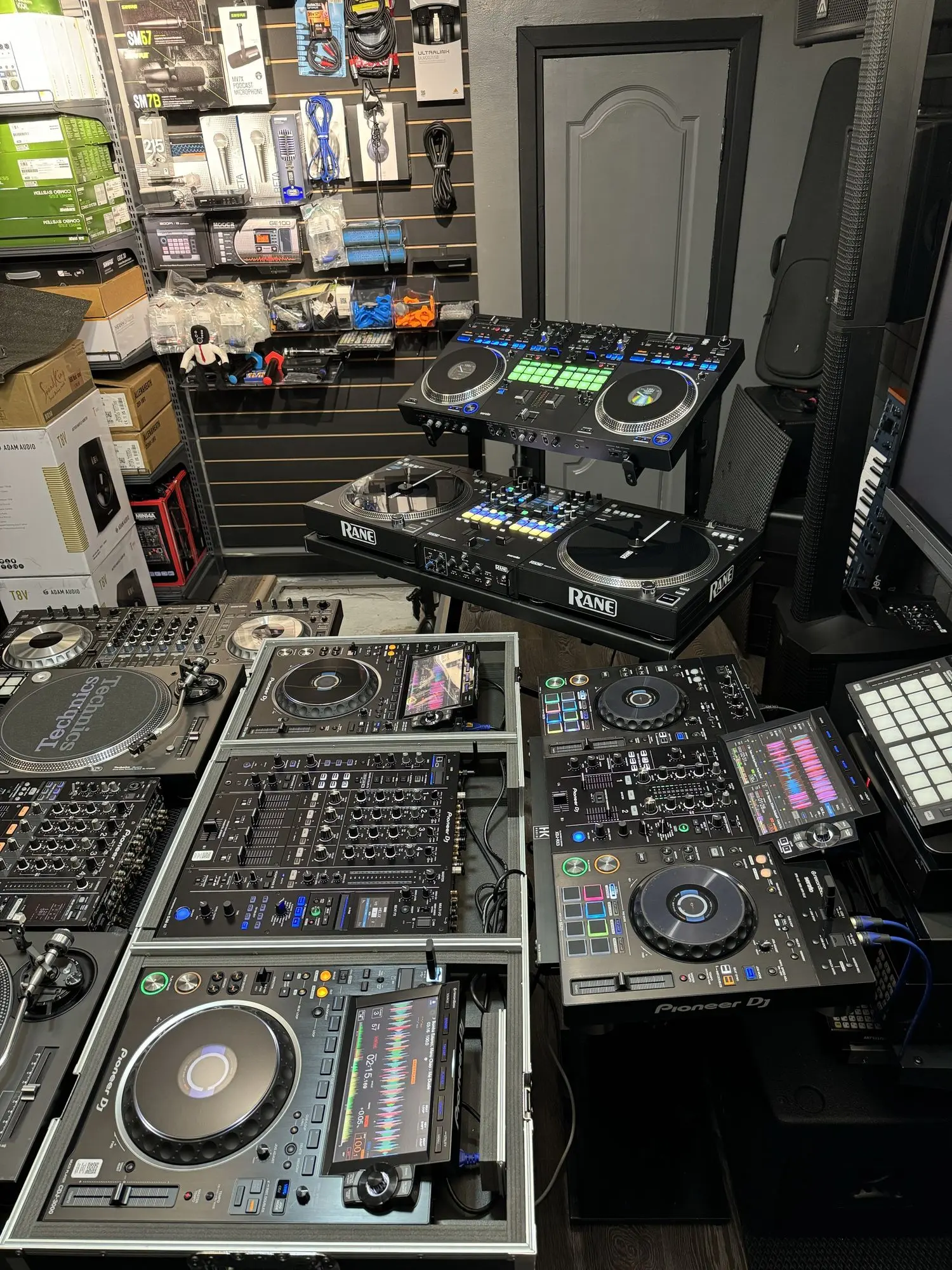 Прокат, Аренда Ди Джей Dj обарудование Pioneer CDJ3000, Rane 72, Nexus (4 / 8)
