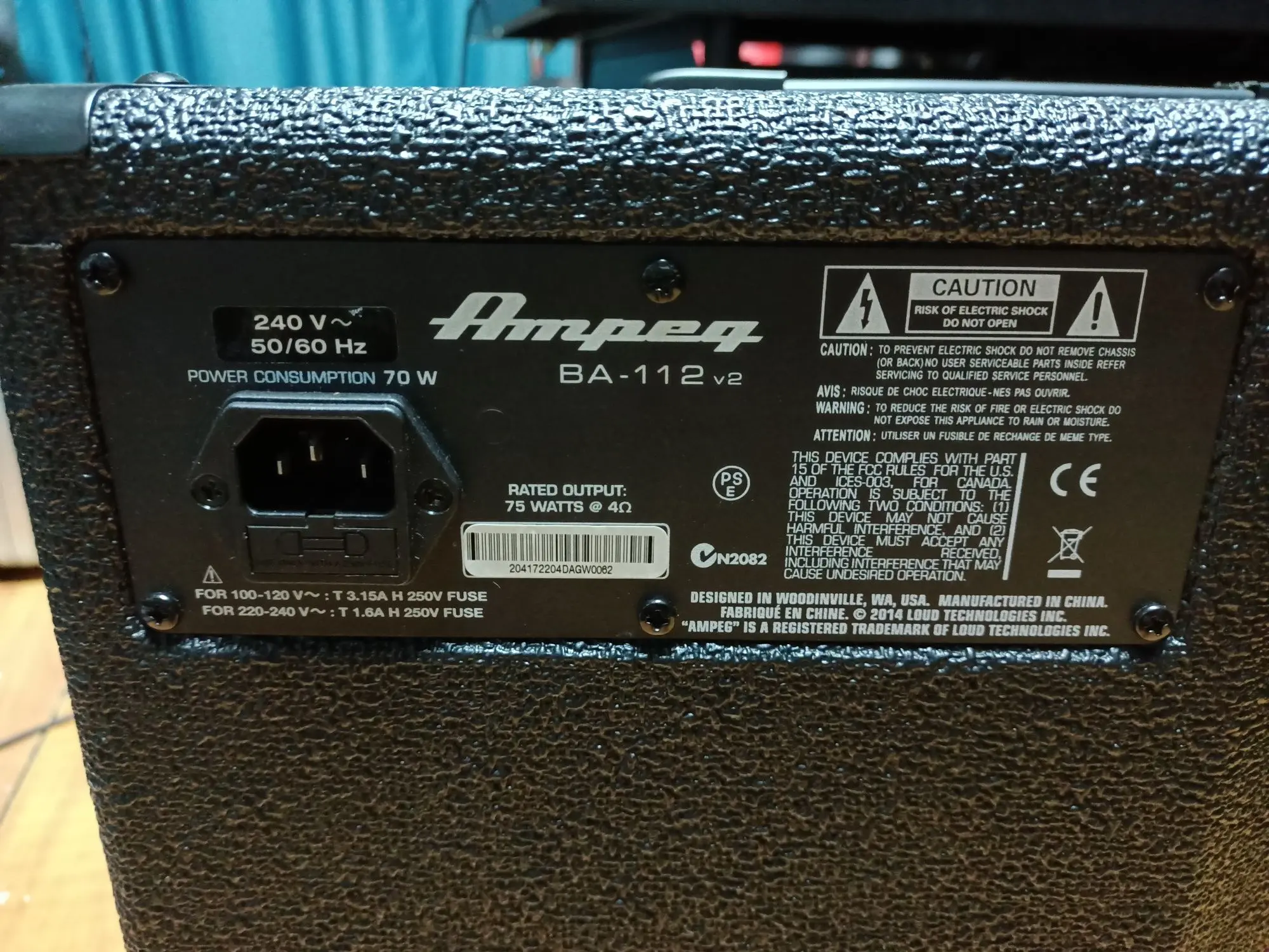 Комбо усилитель для басс гитары Ampeq BA112v2 (3 / 3)
