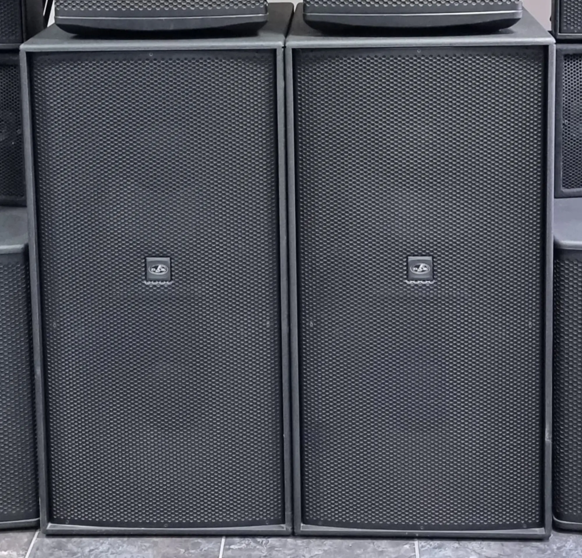 Das audio 215 A. Das audio 218 A. (2 / 2)