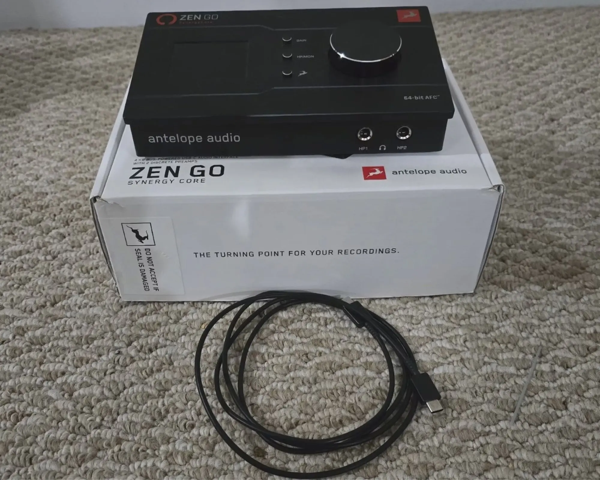 Antelope Audio Zen Go (1 / 2)