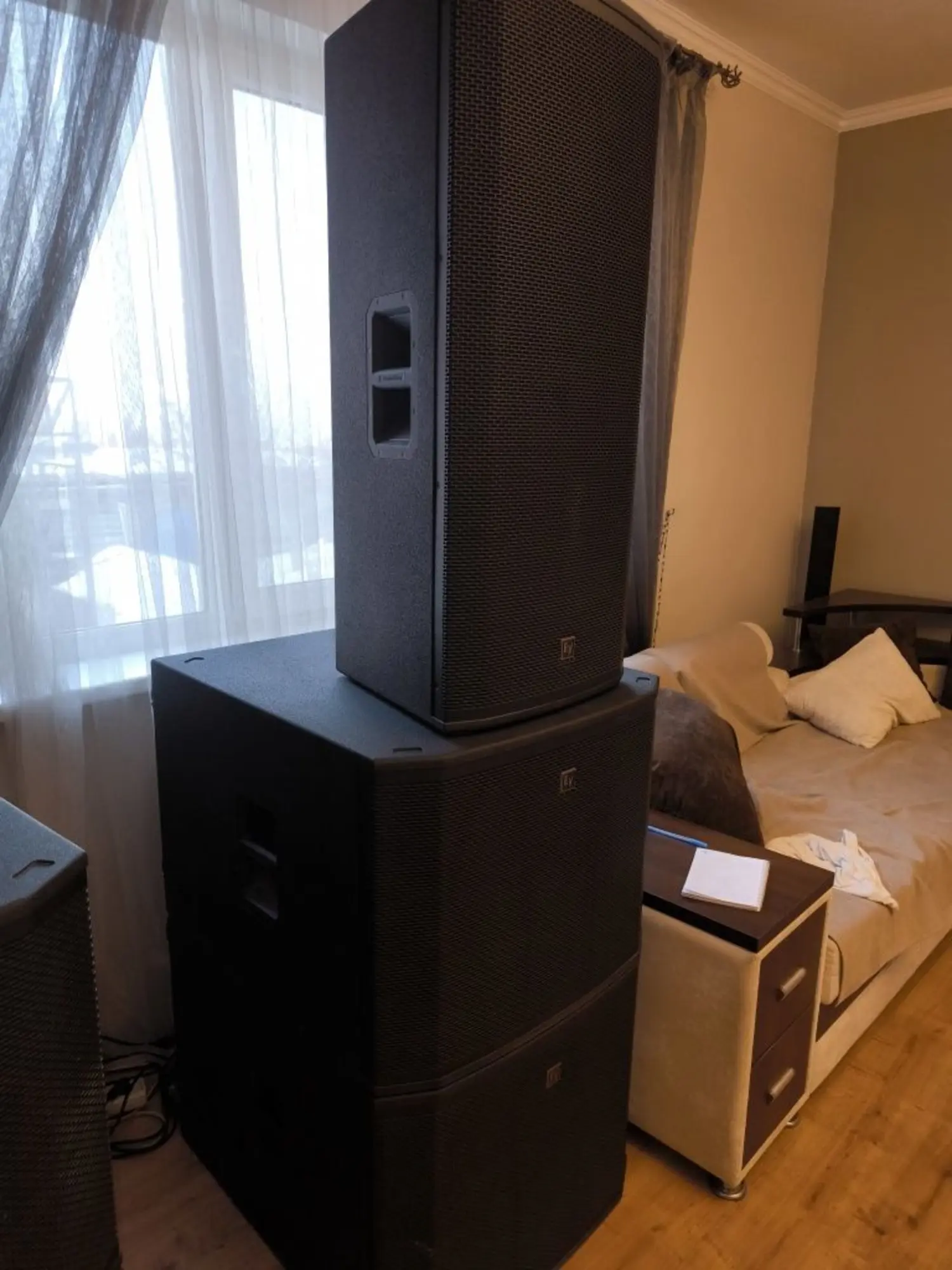 Electro-Voice ETX (2 / 4)