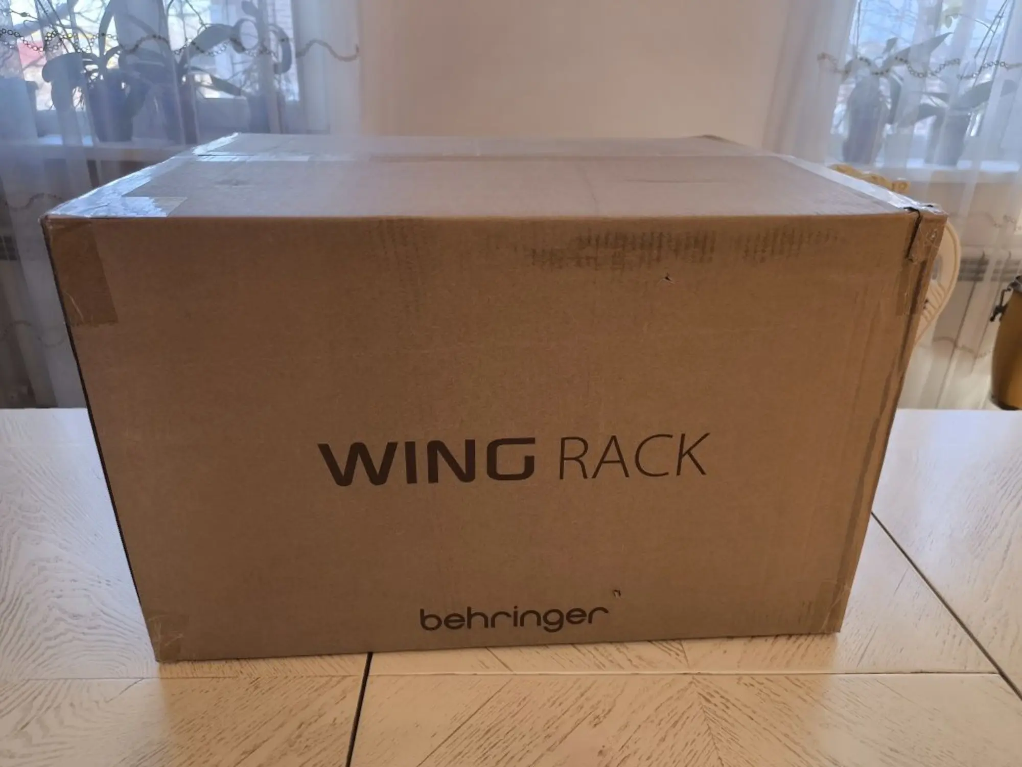 Behringer Wing Rack (4 / 5)