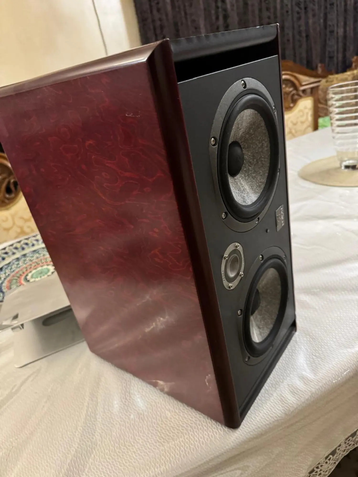 Студийный монитор focal (2 / 3)