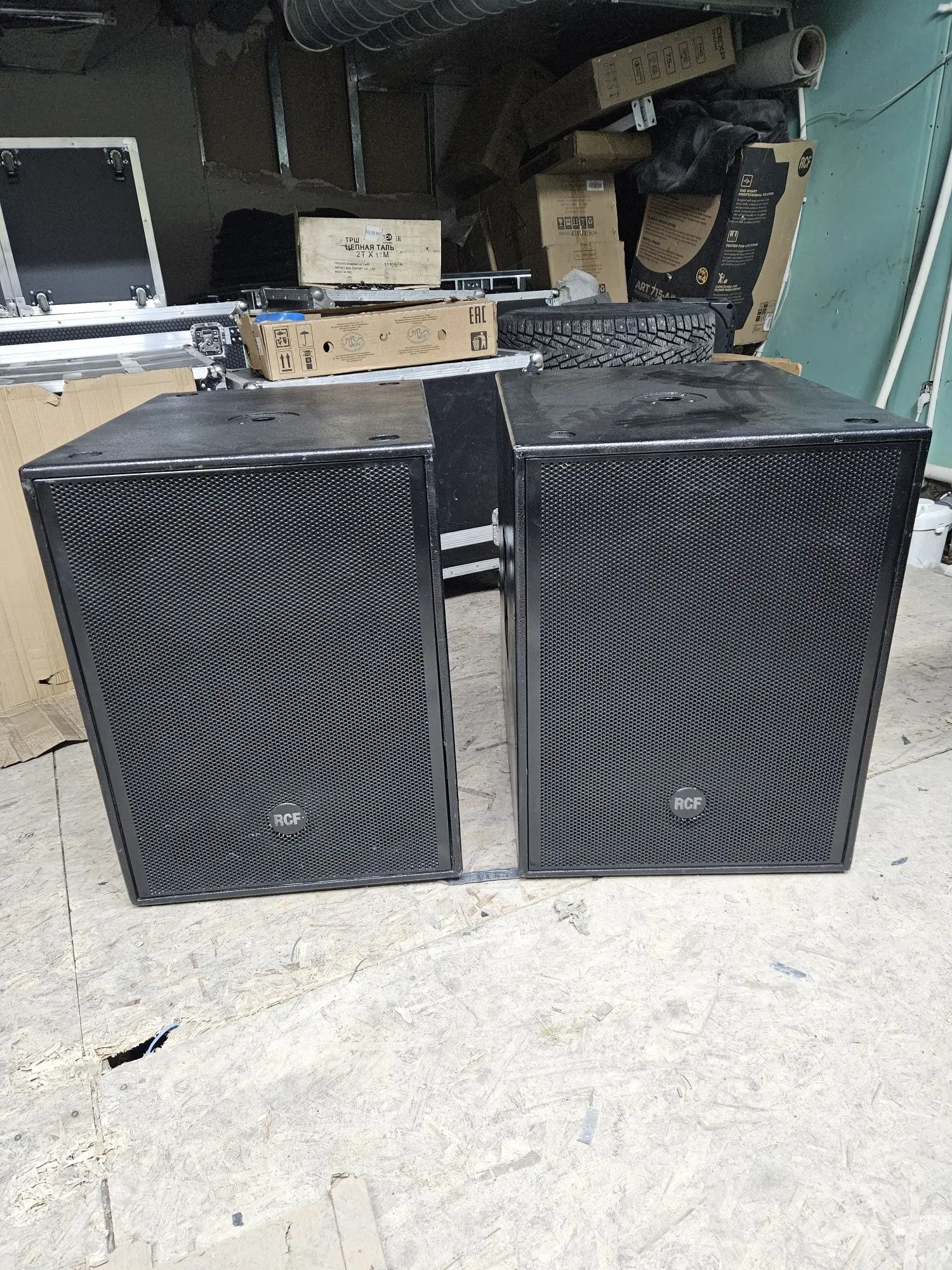 Rcf sub 8003 as 2шт (1 / 2)