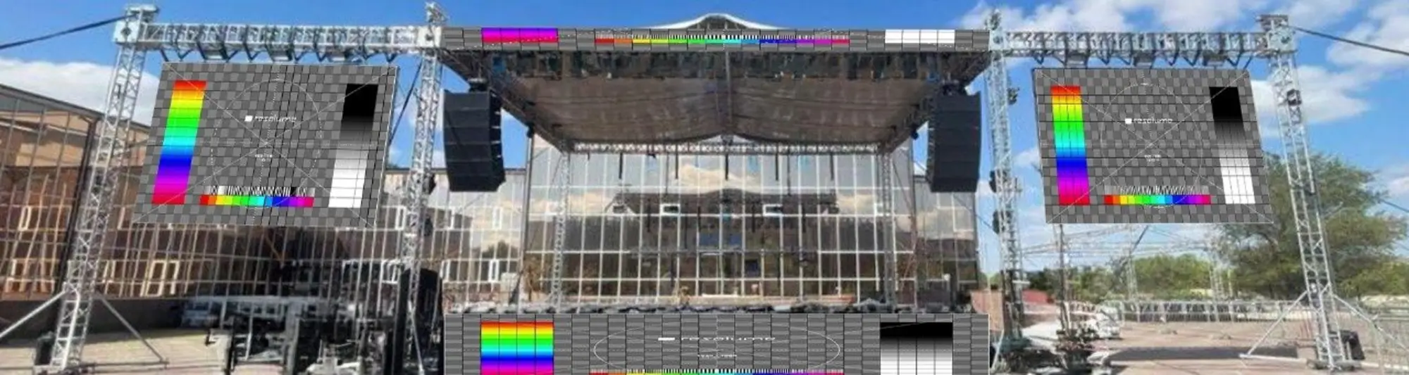Сцена 8×10 с ушами для экранов (1 / 5)