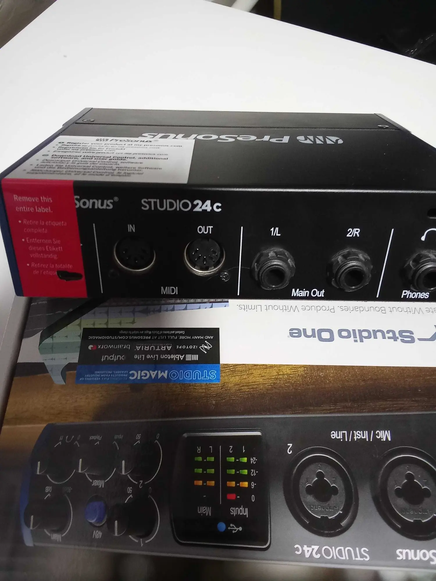 звуковую карту/Presonus STUDIO 24c (4 / 5)