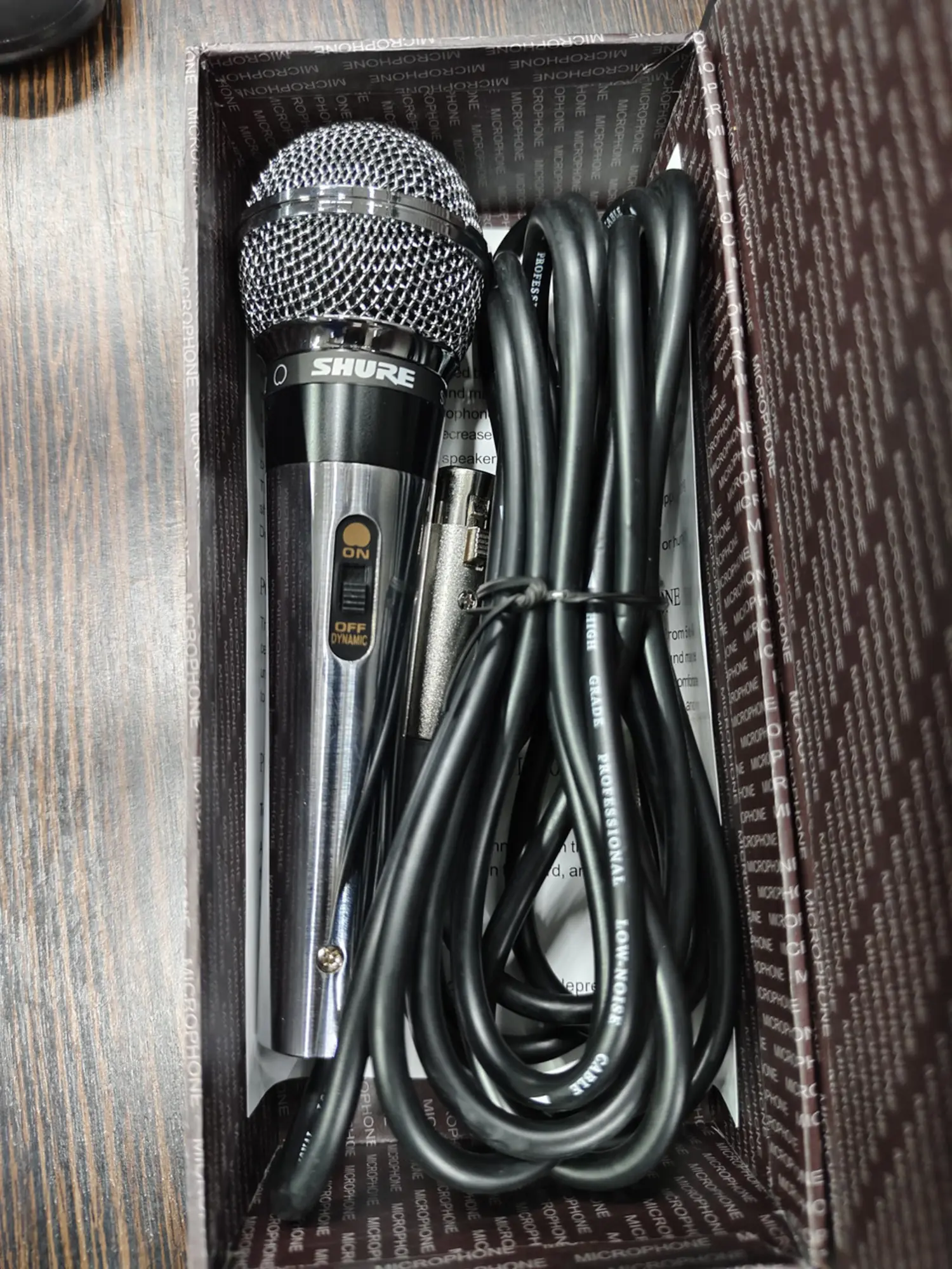 Проводной вокальный микрофон Shure SL-58 (2 / 2)