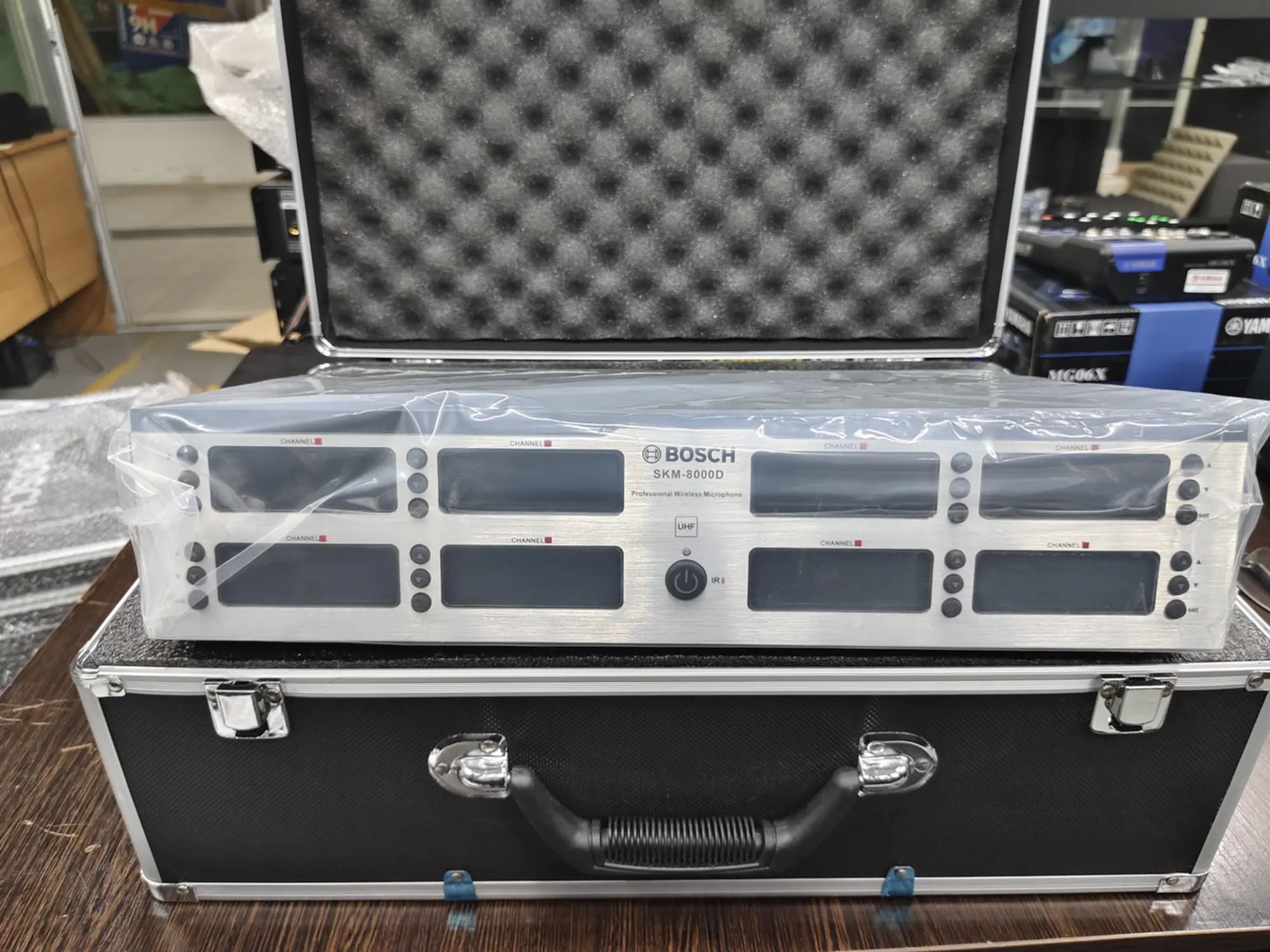 Микрофон для конференц-систем BOSCH SKM-8000D (5 / 7)