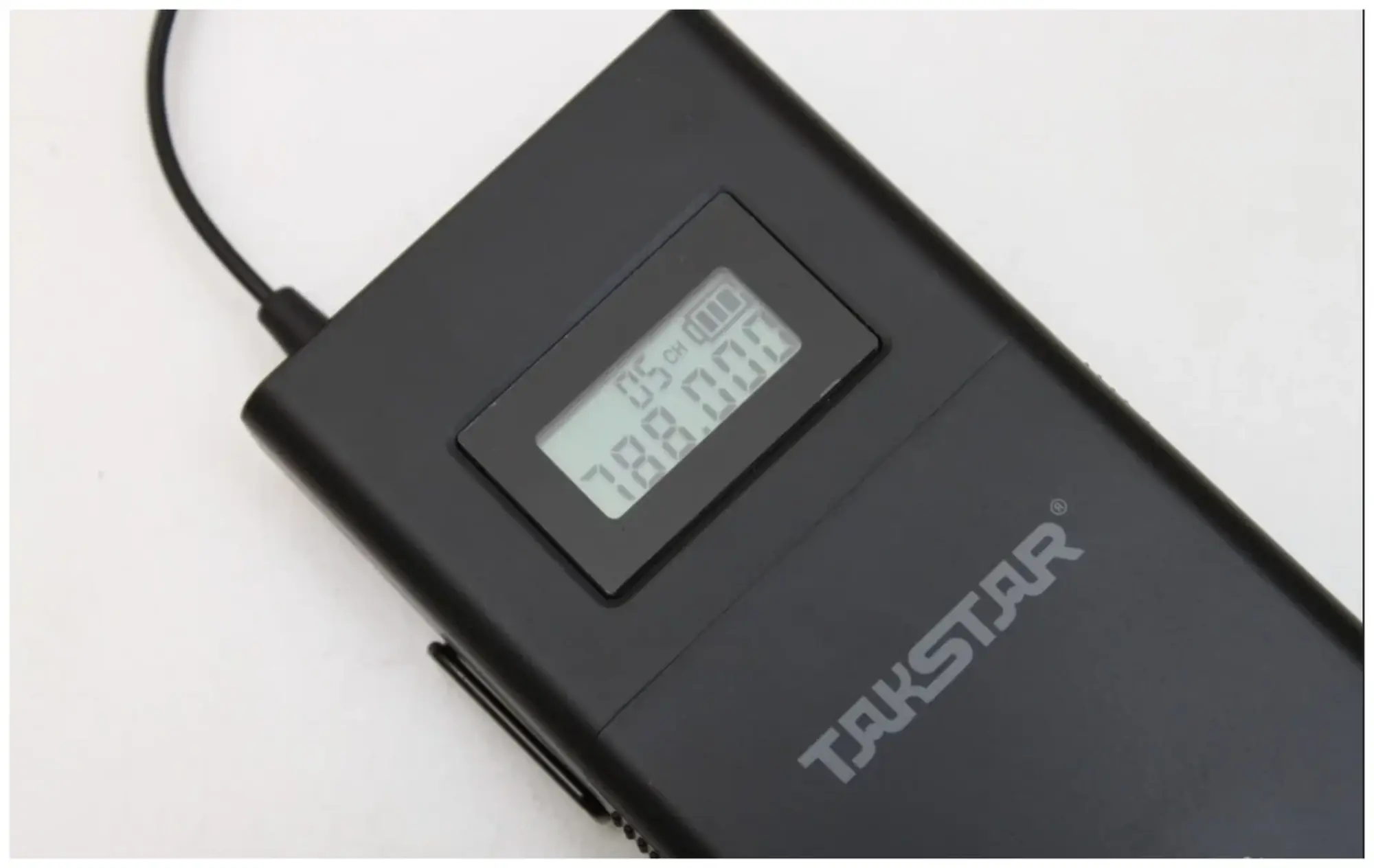 Радиосистема ушного мониторинга Takstar WPM-200 (3 / 5)