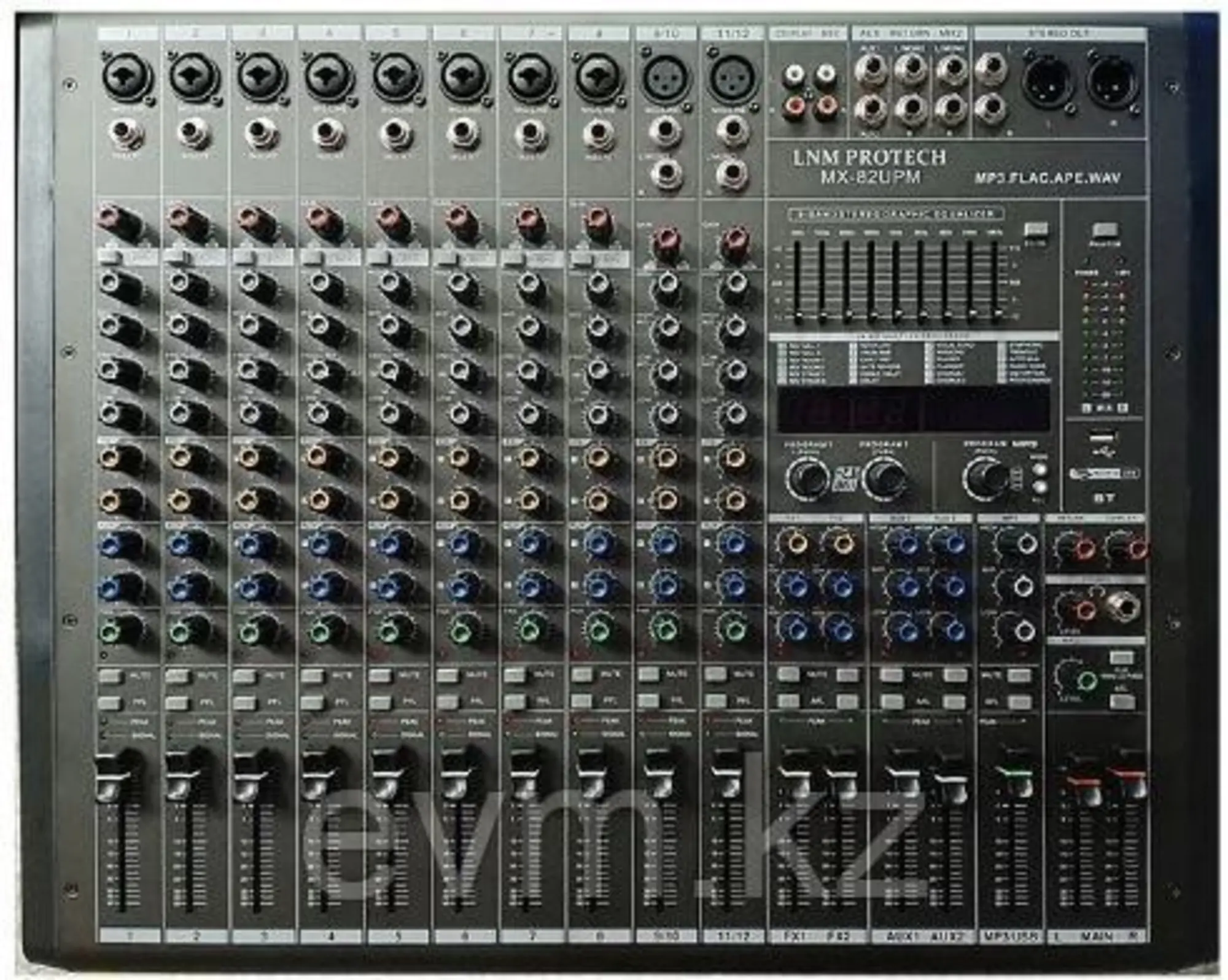 Кіріктірілген LNM Protech MX82UPM күшейткіші бар кәсіби араластырғыш консоль (1 / 1)