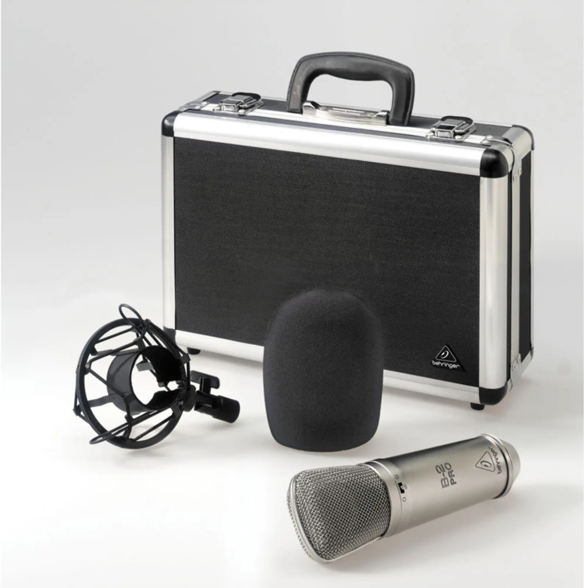Микрофон студийный Behringer B-2 PRO (3 / 3)