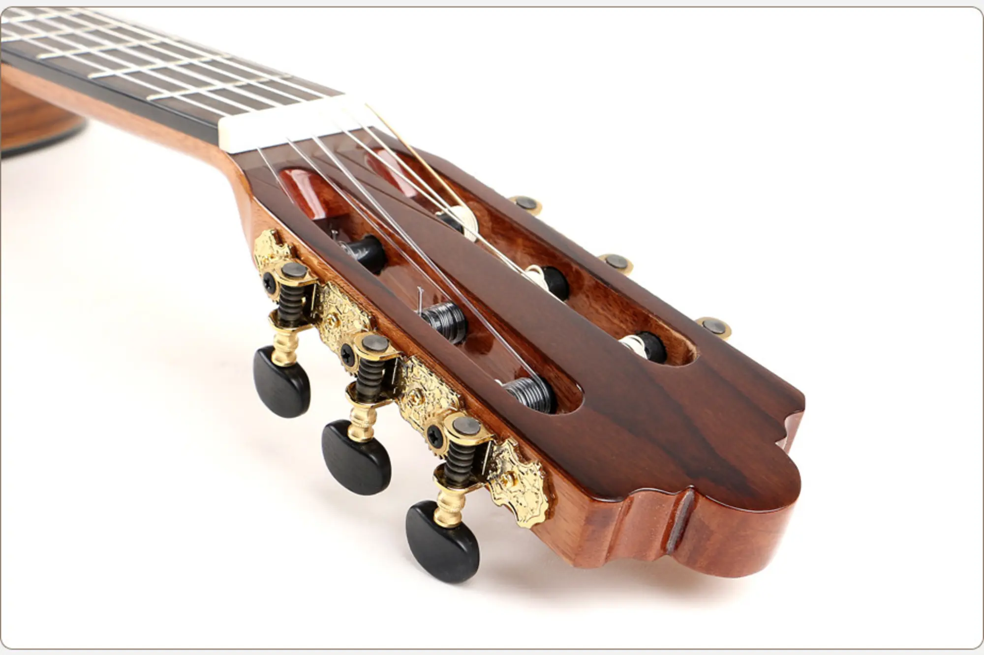Гитара классическая Smiger CG-610S Solid Spruce (2 / 6)