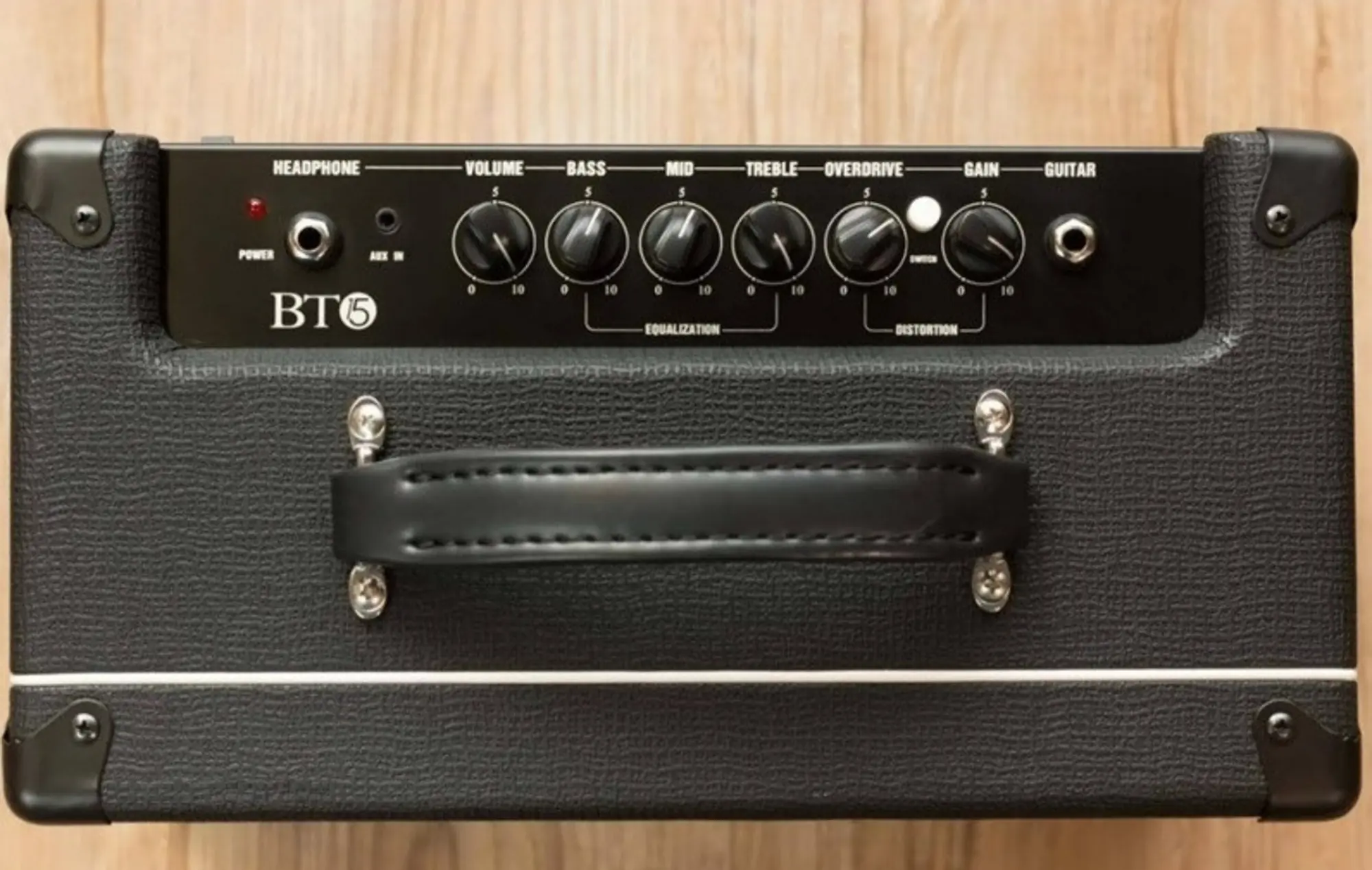 Комбоусилитель для электрогитары Bullet Amps BT-15 (2 / 4)