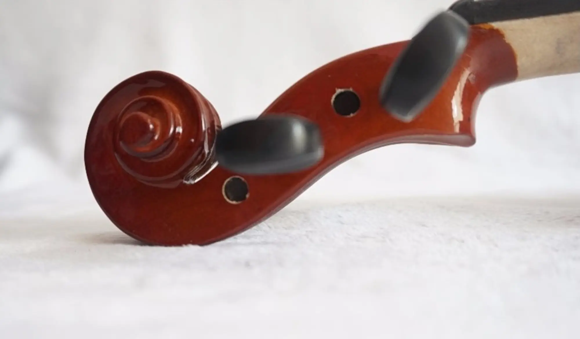 Скрипка Violin GVT150 4/4 массив ели и клена (7 / 7)