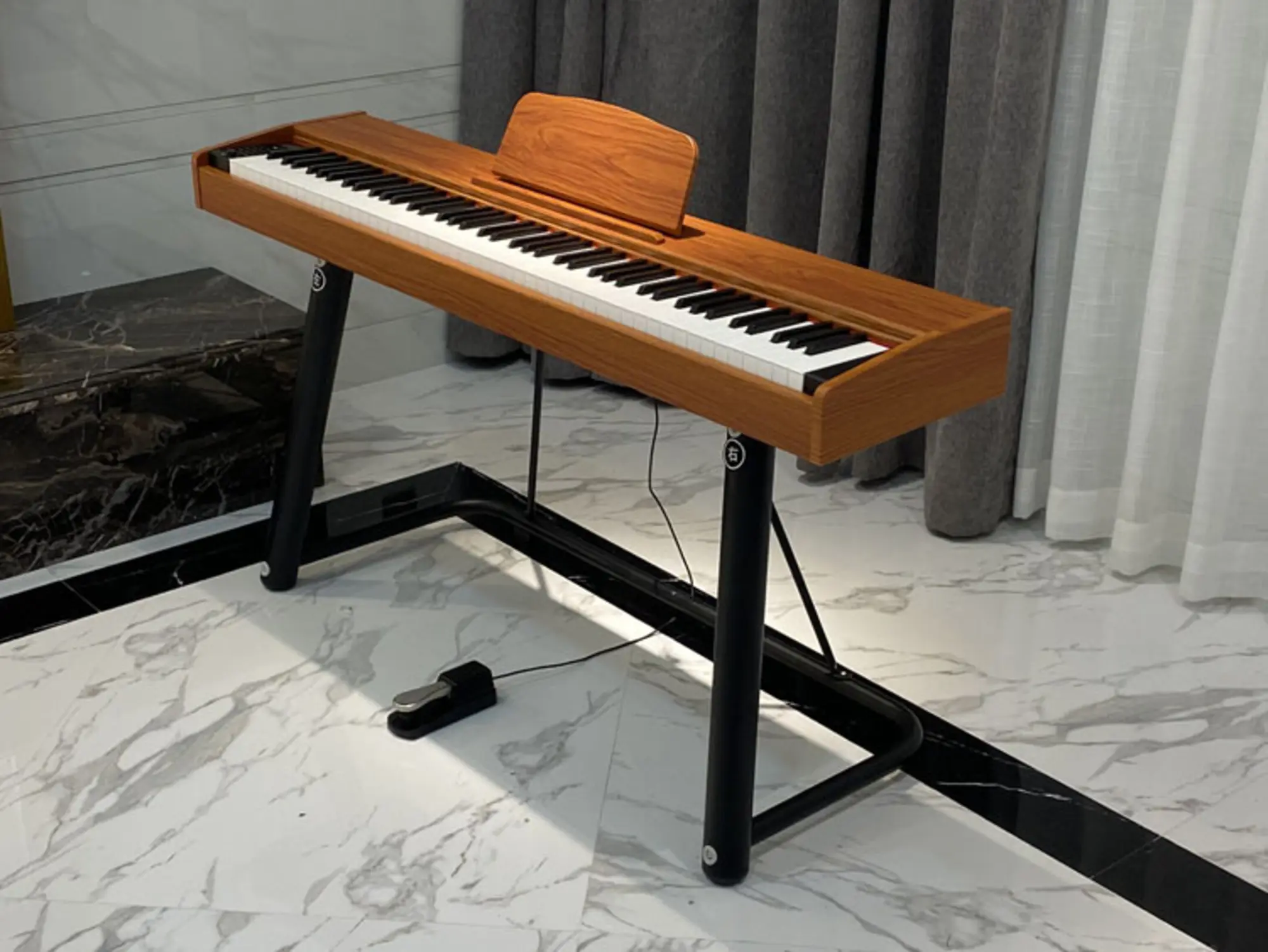 Цифровое пианино Hammer action Digital Piano Smiger XY-8802-H Wood (2 / 6)
