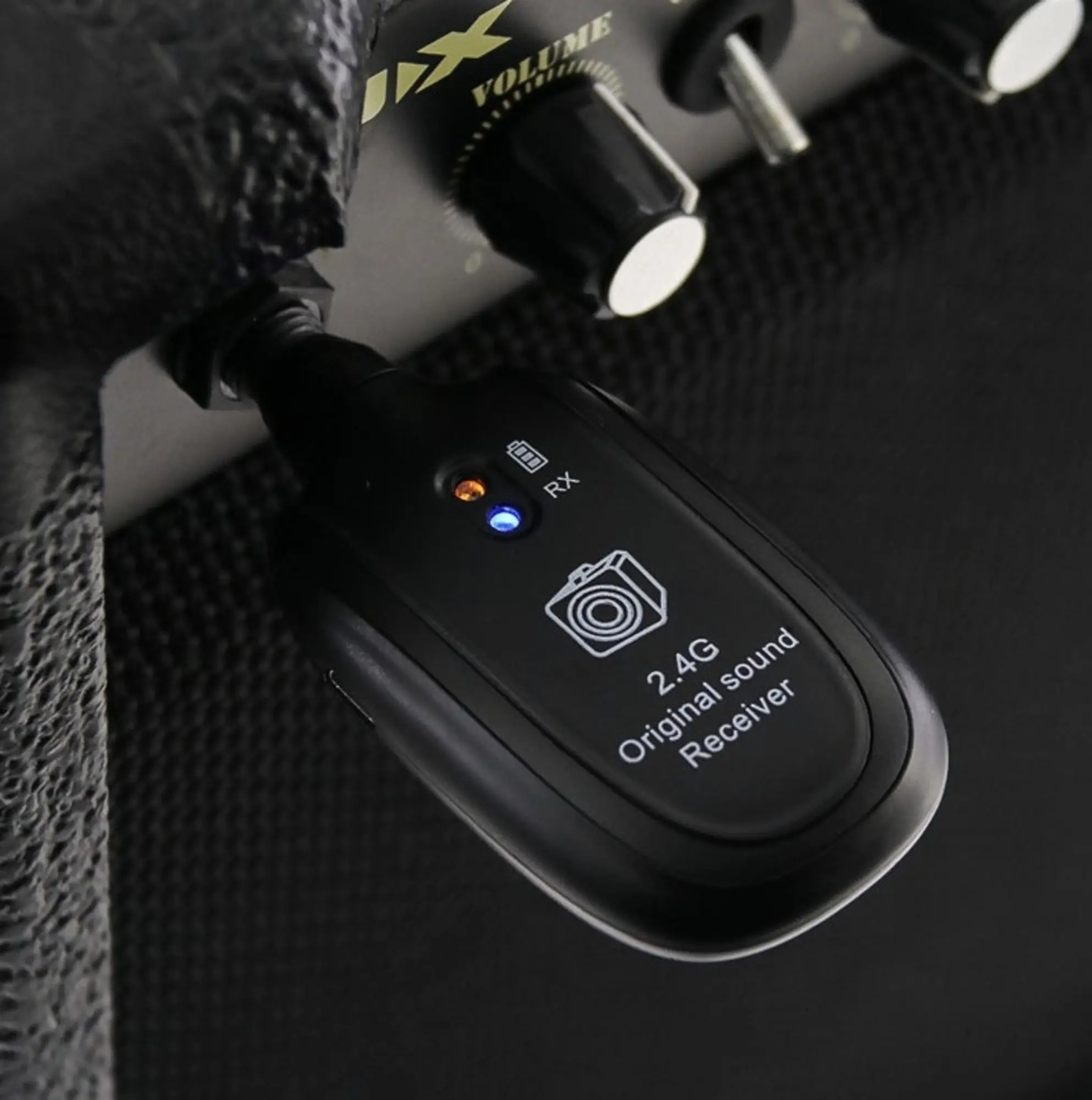 Радиосистема инструментальная беспроводная гитарная Music Room Wireless Guitar System A9 (2 / 9)