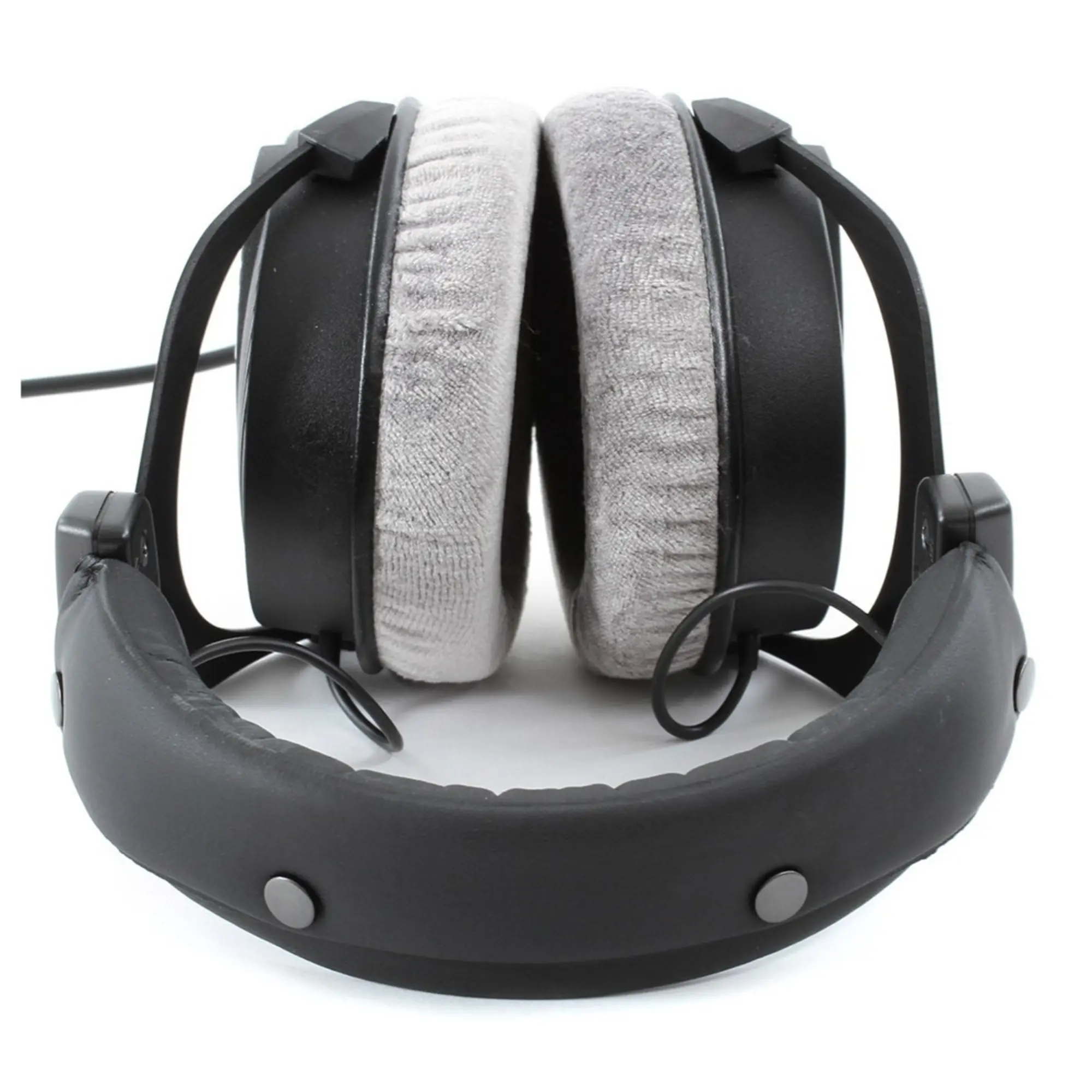 Охватывающие наушники Beyerdynamic DT990 PRO (8 / 10)