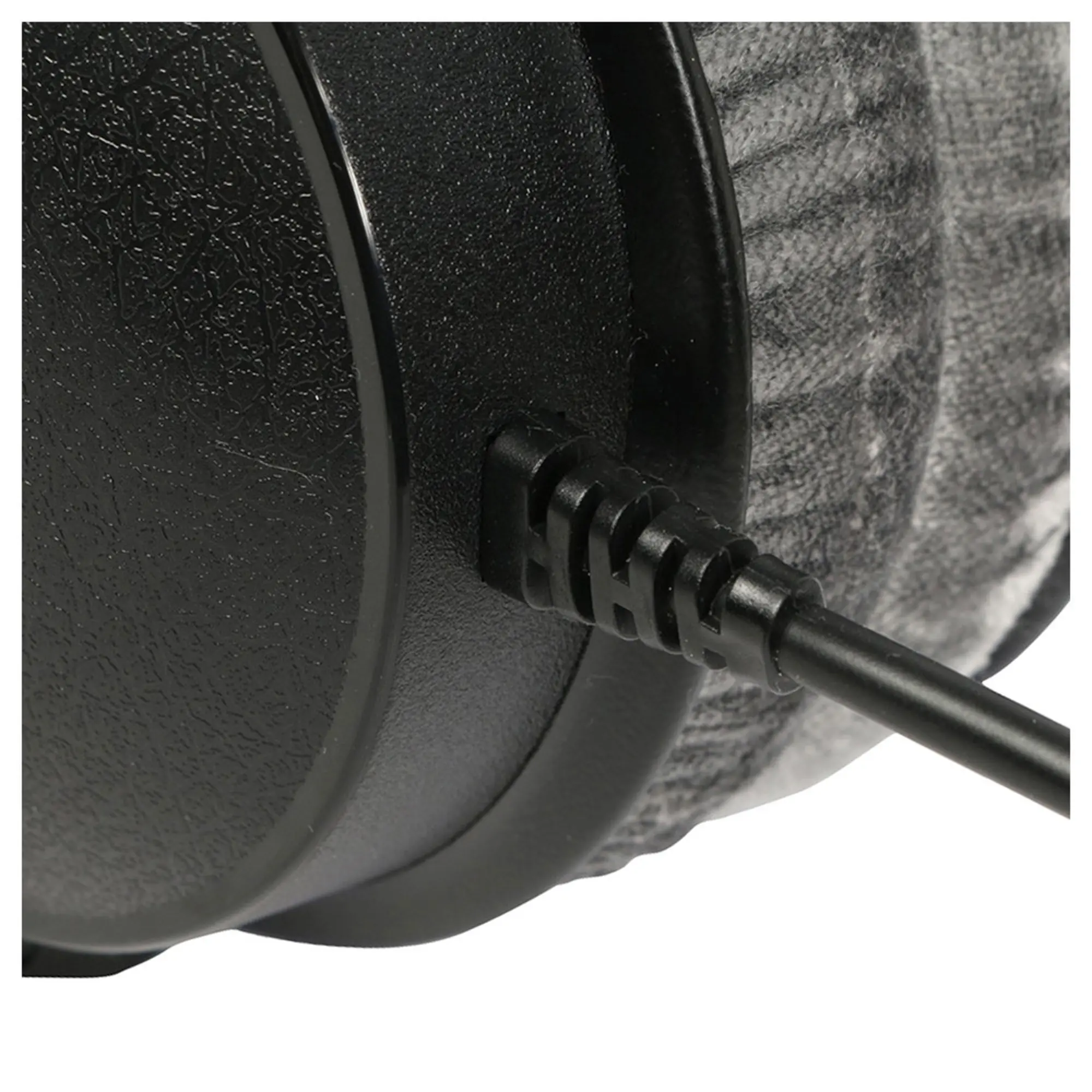 Охватывающие наушники Beyerdynamic DT770 PRO 250 Ом (3 / 10)