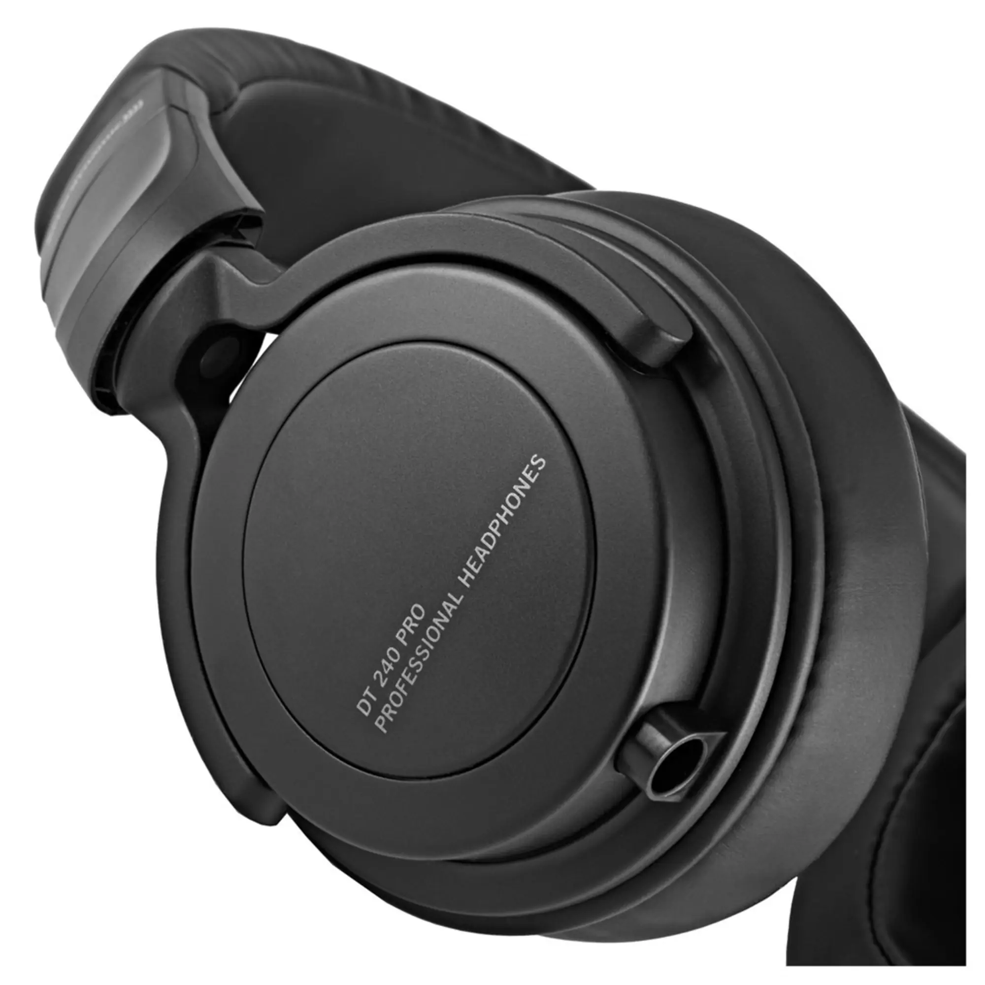 Накладные наушники Beyerdynamic DT 240 Pro (4 / 10)