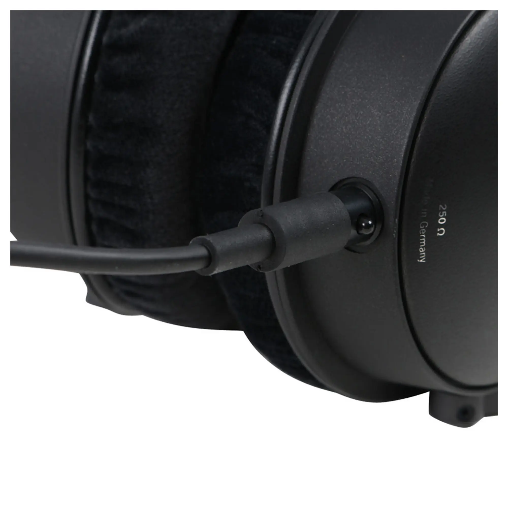 Охватывающие наушники Beyerdynamic DT1770 PRO 250 Ом (9 / 10)