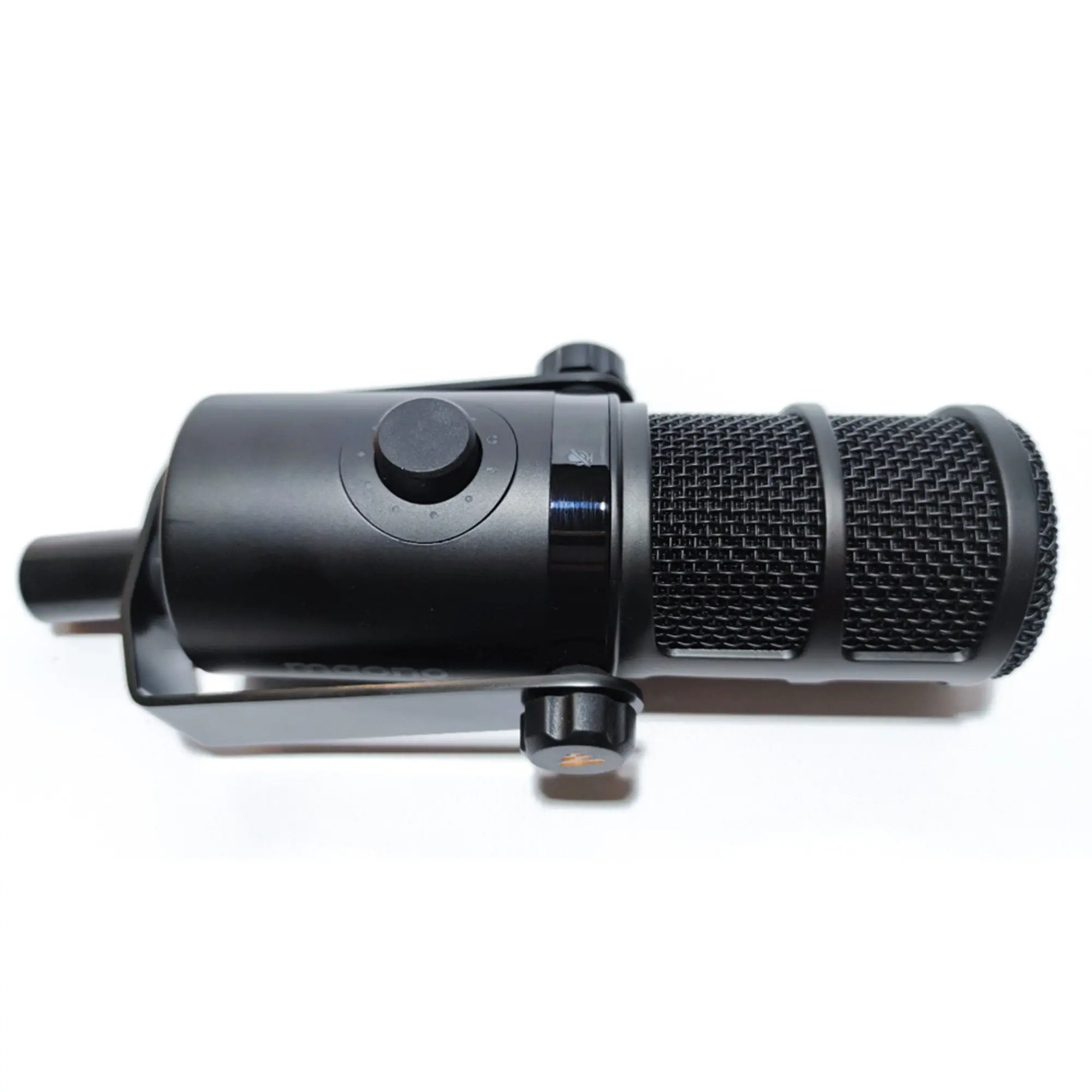 Студийный динамический микрофон Maono PD400X (3 / 7)