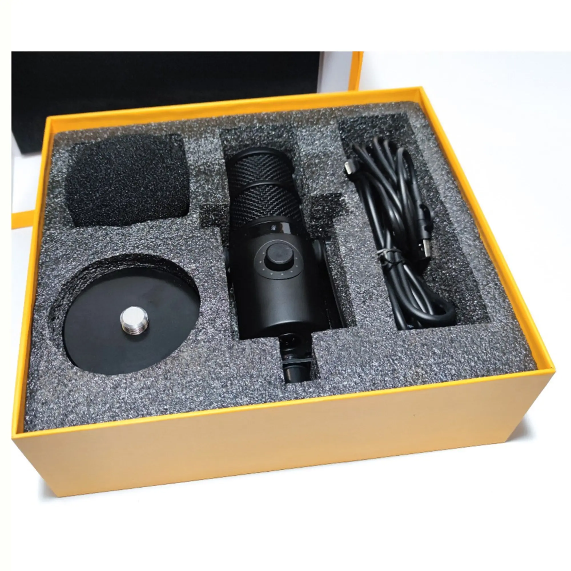 Студийный динамический микрофон Maono PD400X (5 / 7)