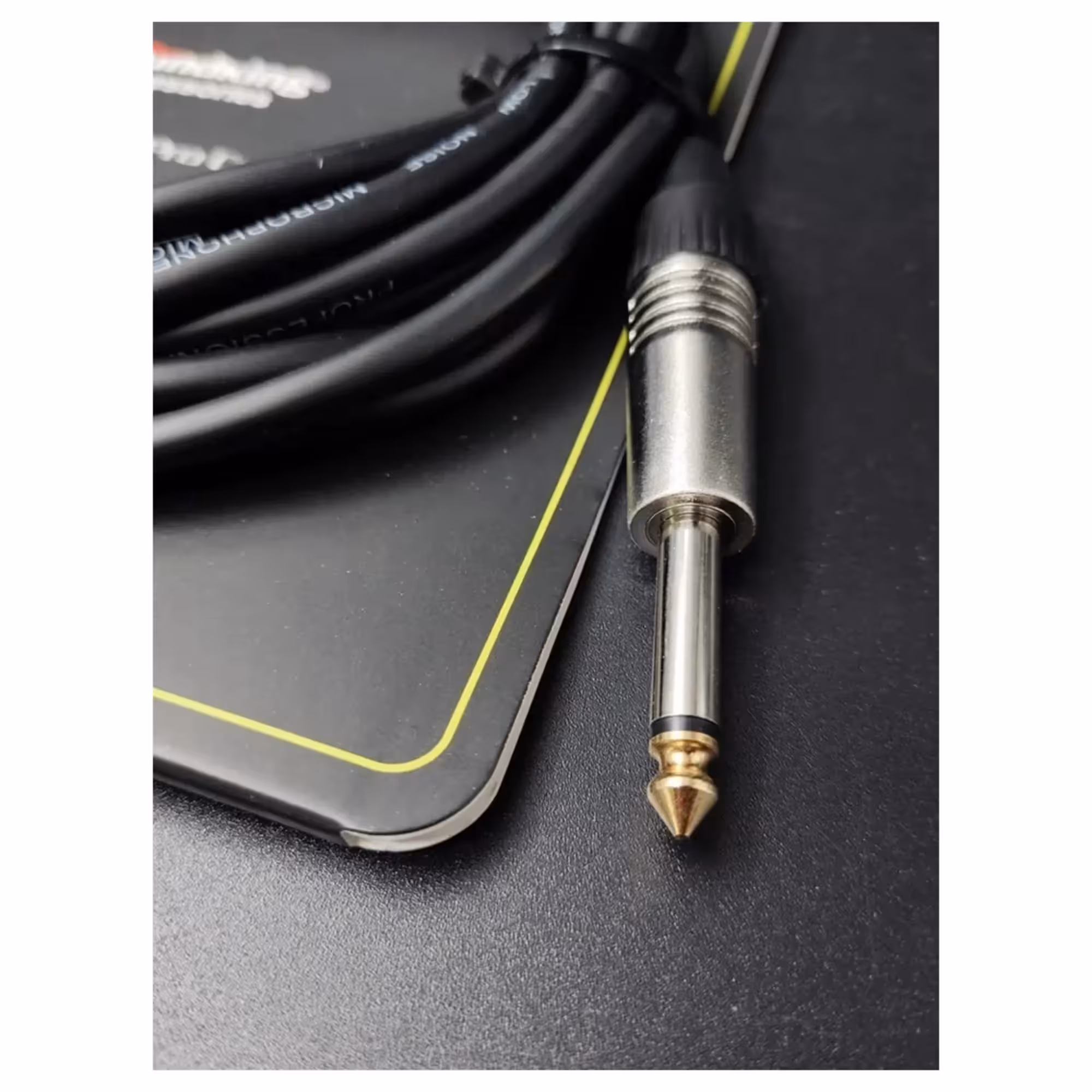 Сигнальный аудио кабель Jack-XLR(F) 6 м SoundKing BB006-6M (2 / 3)