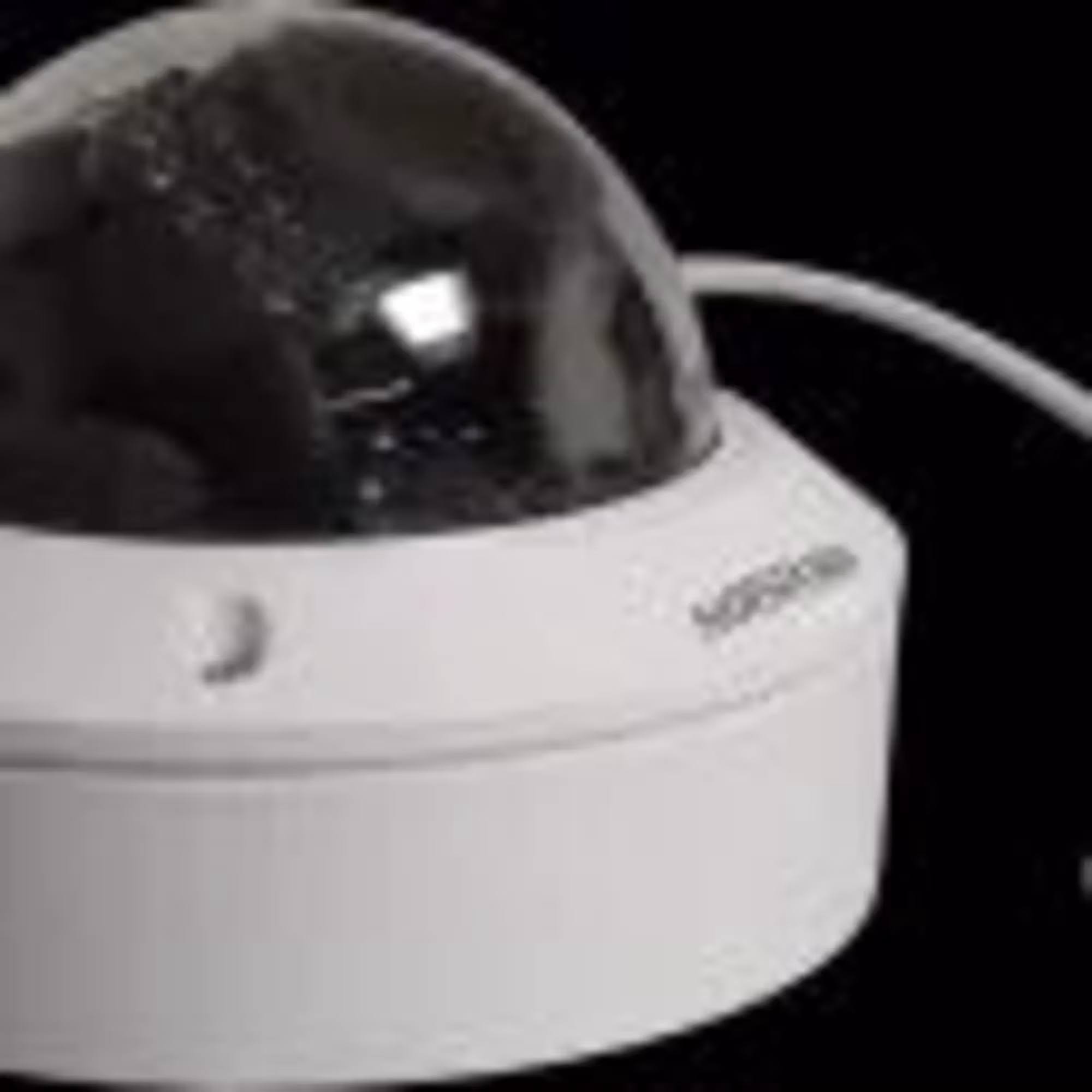 Уличная купольная камера HIKVISION DS-2CD2742FWD-IZ (2.8-12 ММ) (2 / 3)