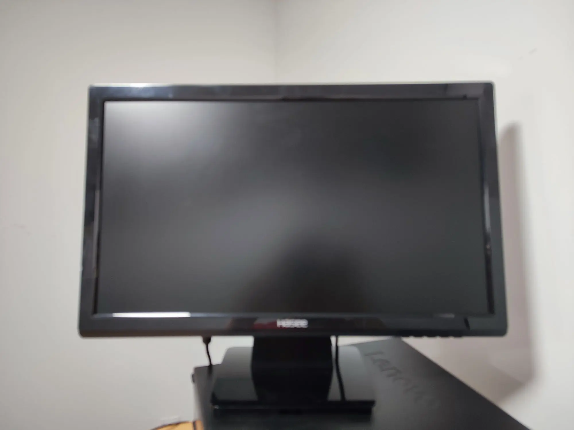 Монитор для видеонаблюдения и компьютера 22 дюйма 1080p (2 / 5)