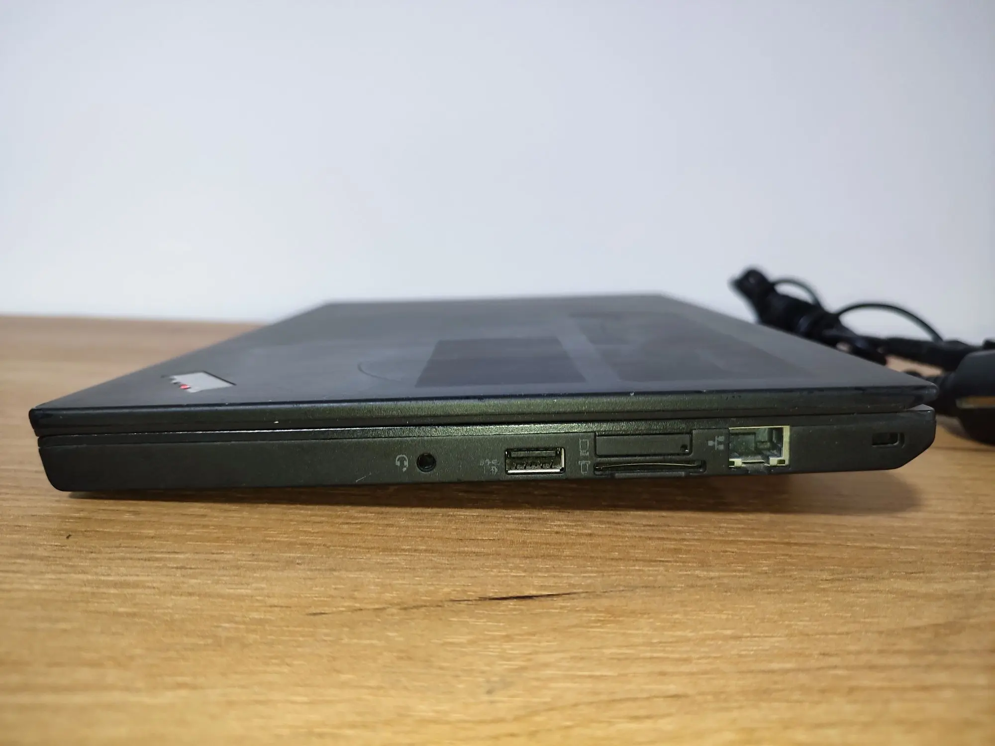 Ноутбук бизнес класса Lenovo ThinkPad x270/i5-6300U/8G/SSD.NVME512G (4 / 5)