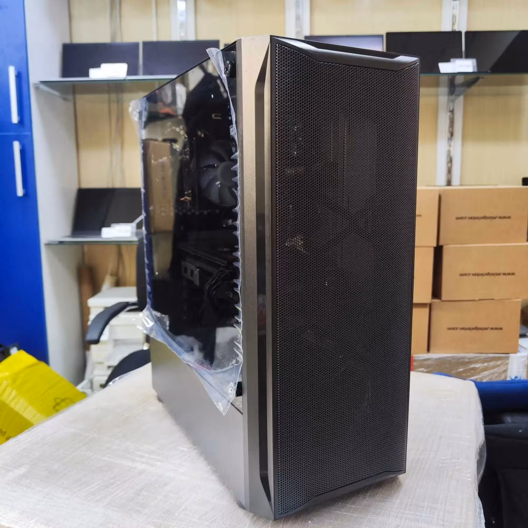 Отличный Игровой Компьютер i5 7400T 2.9Ghz DDR16Gb SSD256Gb  RX580 8Gb (1 / 3)