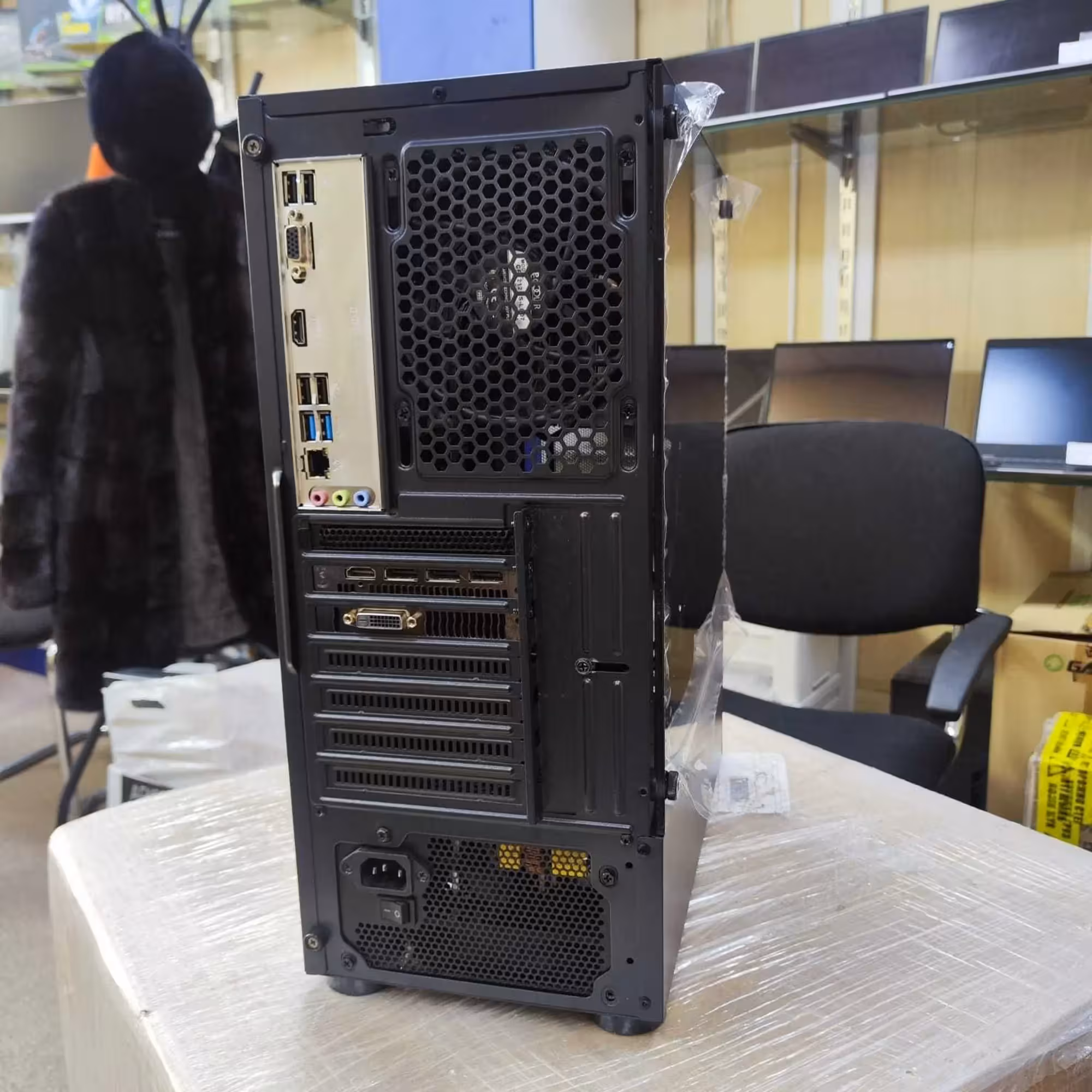 Отличный Игровой Компьютер i5 7400T 2.9Ghz DDR16Gb SSD256Gb  RX580 8Gb (3 / 3)