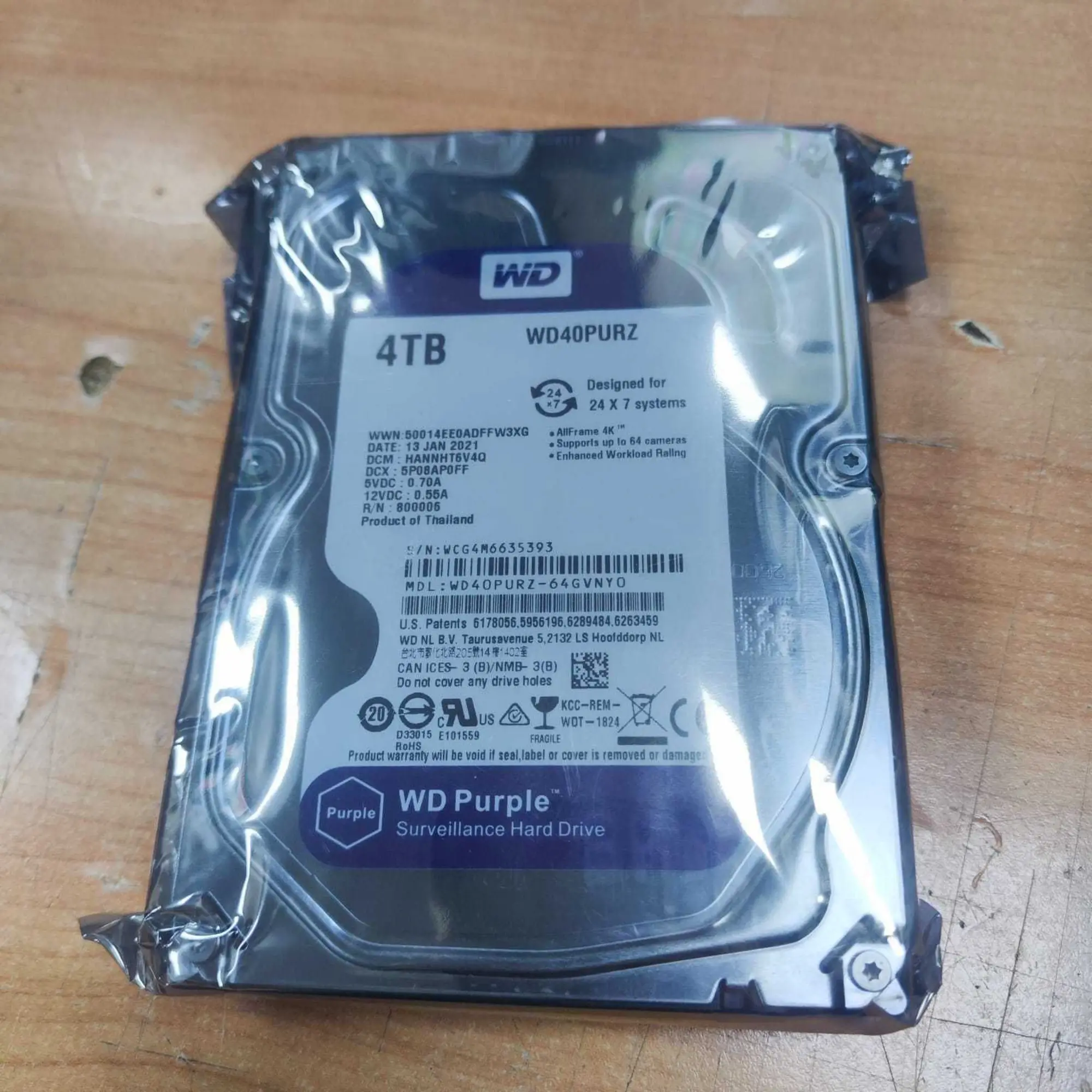 Refurbished Новый Жесткие диски для видеонаблюдения 4TB (1 / 4)