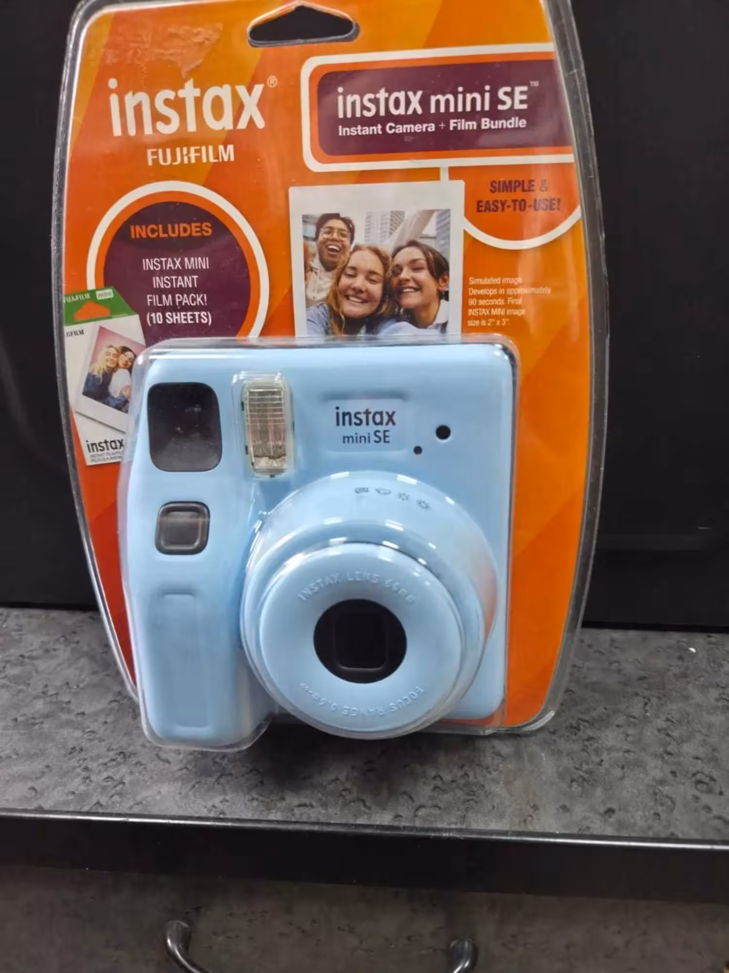 Фотокамера моментальной печати Fujifilm Instax mini SE синий + плёнка (2 / 3)