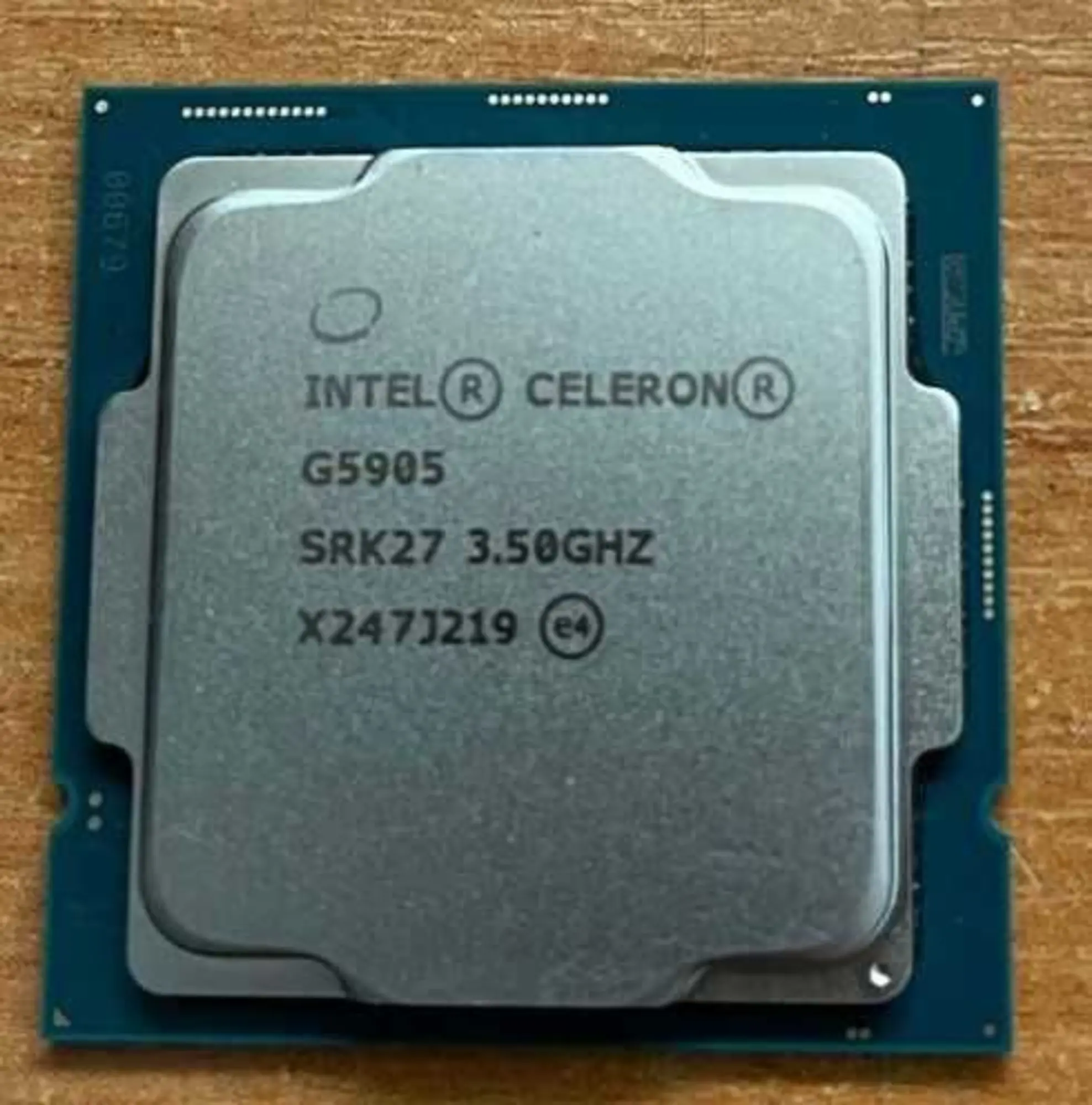Процессоры  Intel Celeron 5905 LGA 1200 (1 / 1)