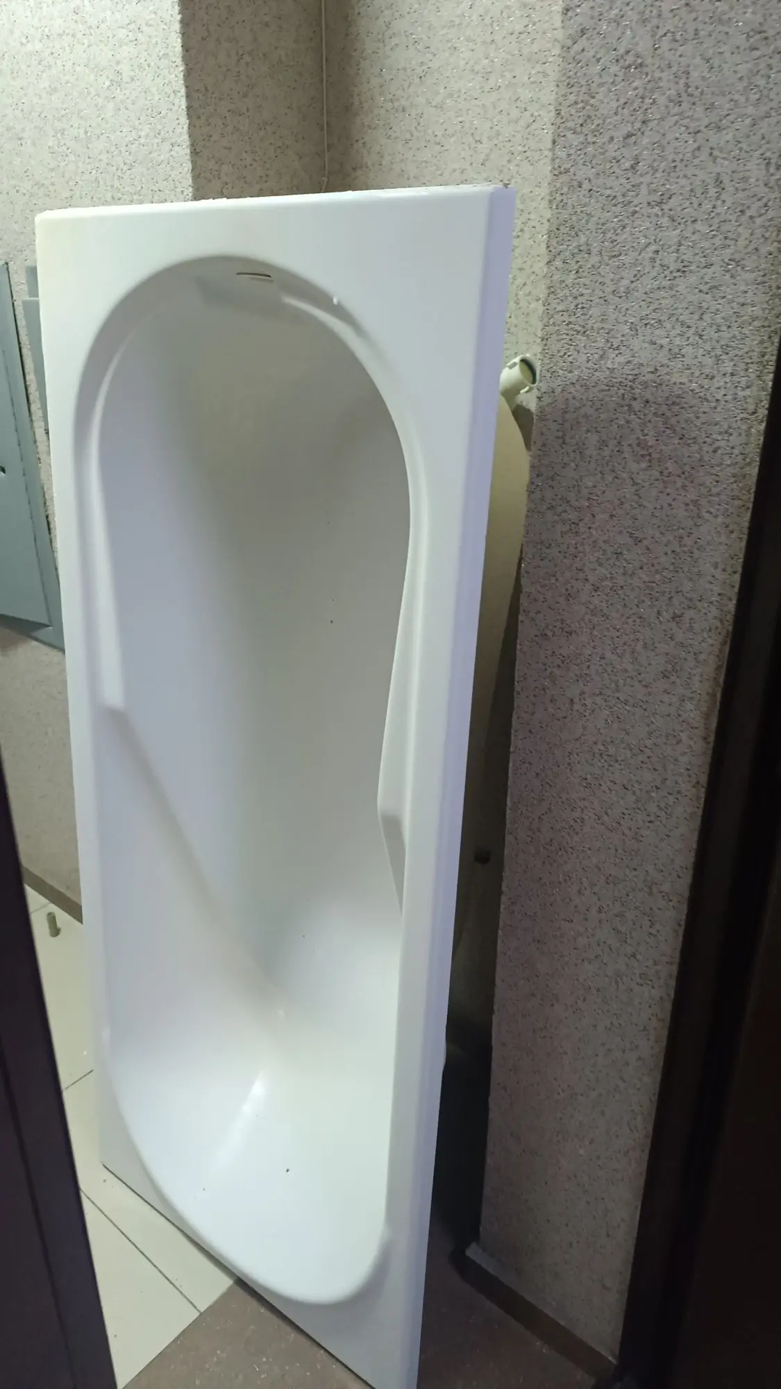 ванна унитаз Б/У (1 / 8)